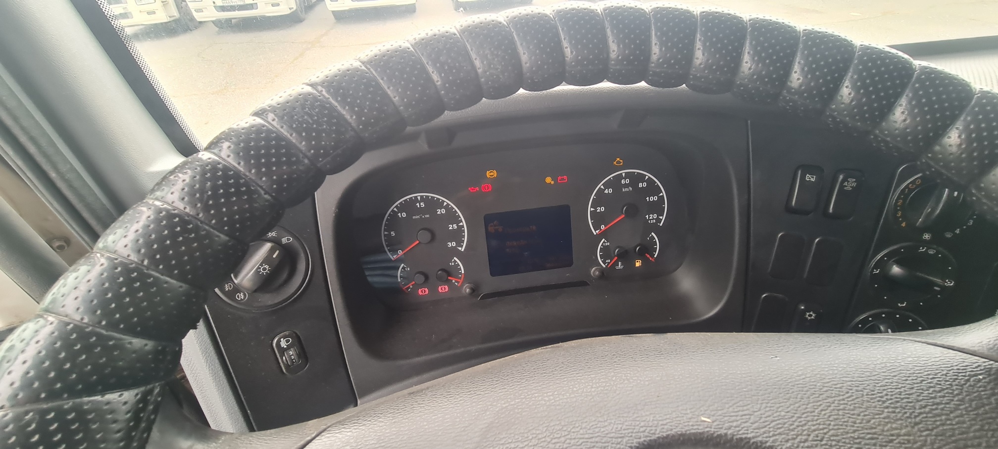 Седельный тягач КАМАЗ 5490-80802-90(5P) (СПГ) 2021 г. - фото 40