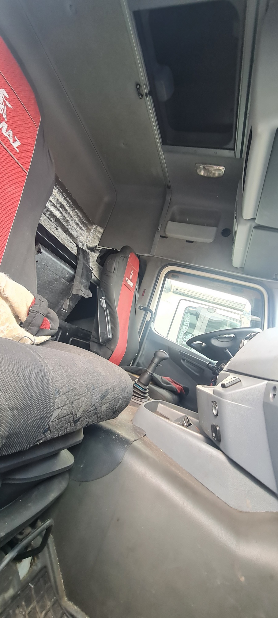 Седельный тягач КАМАЗ 5490-80802-90(5P) (СПГ) 2021 г. - фото 6