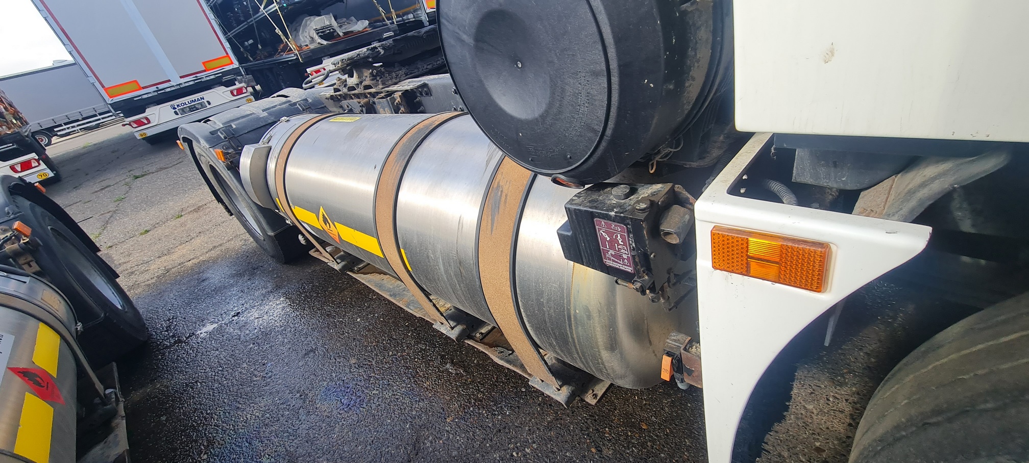 Седельный тягач КАМАЗ 5490-80802-90(5P) (СПГ) 2021 г. - фото 14