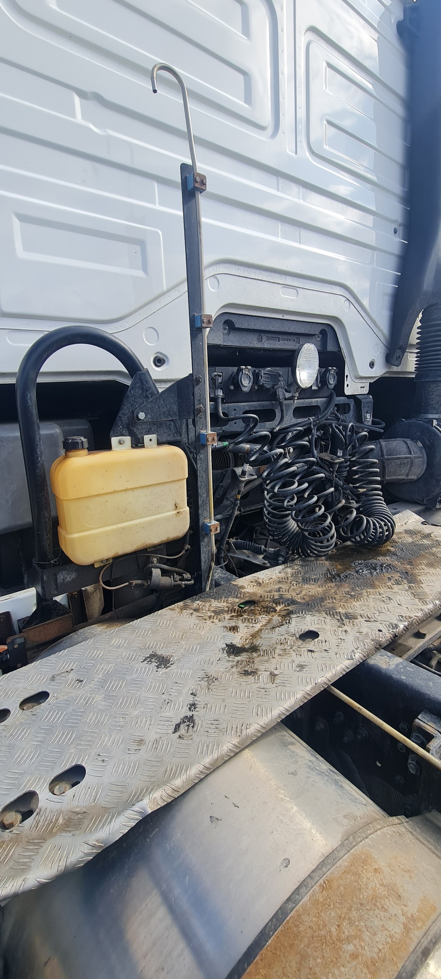 Седельный тягач КАМАЗ 5490-80802-90(5P) (СПГ) 2021 г. - фото 43