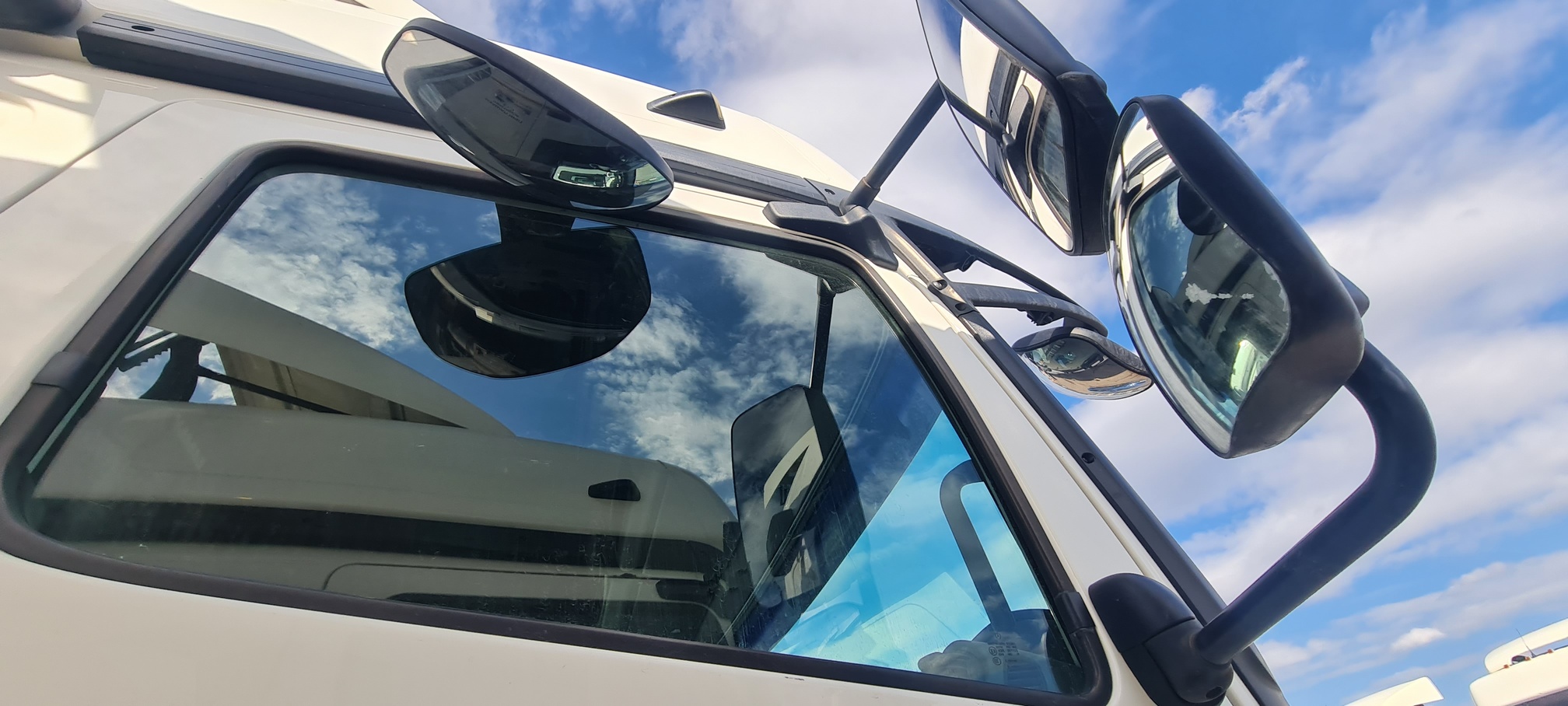 Седельный тягач КАМАЗ 5490-80802-90(5P) (СПГ) 2021 г. - фото 4