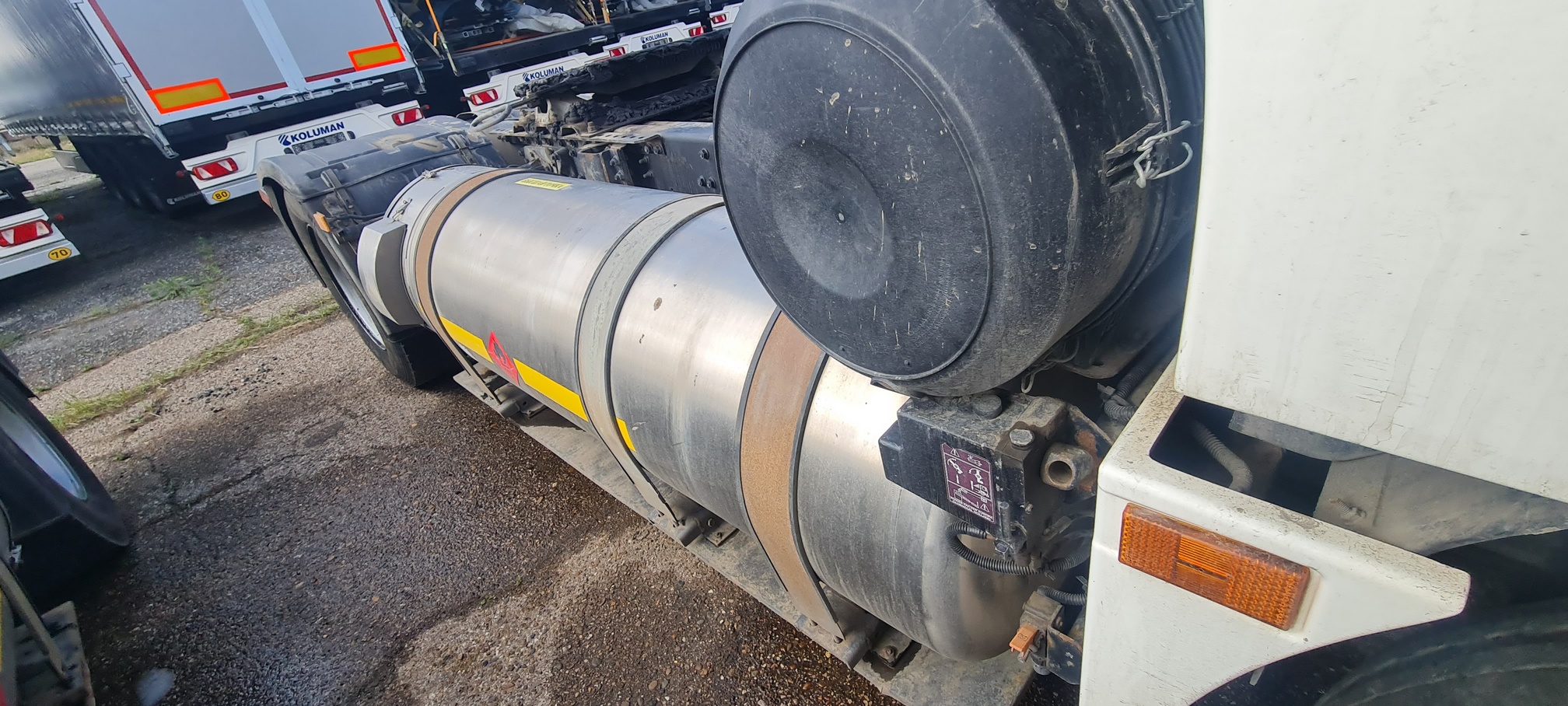 Седельный тягач КАМАЗ 5490-80802-90(5P) (СПГ) 2021 г. - фото 13