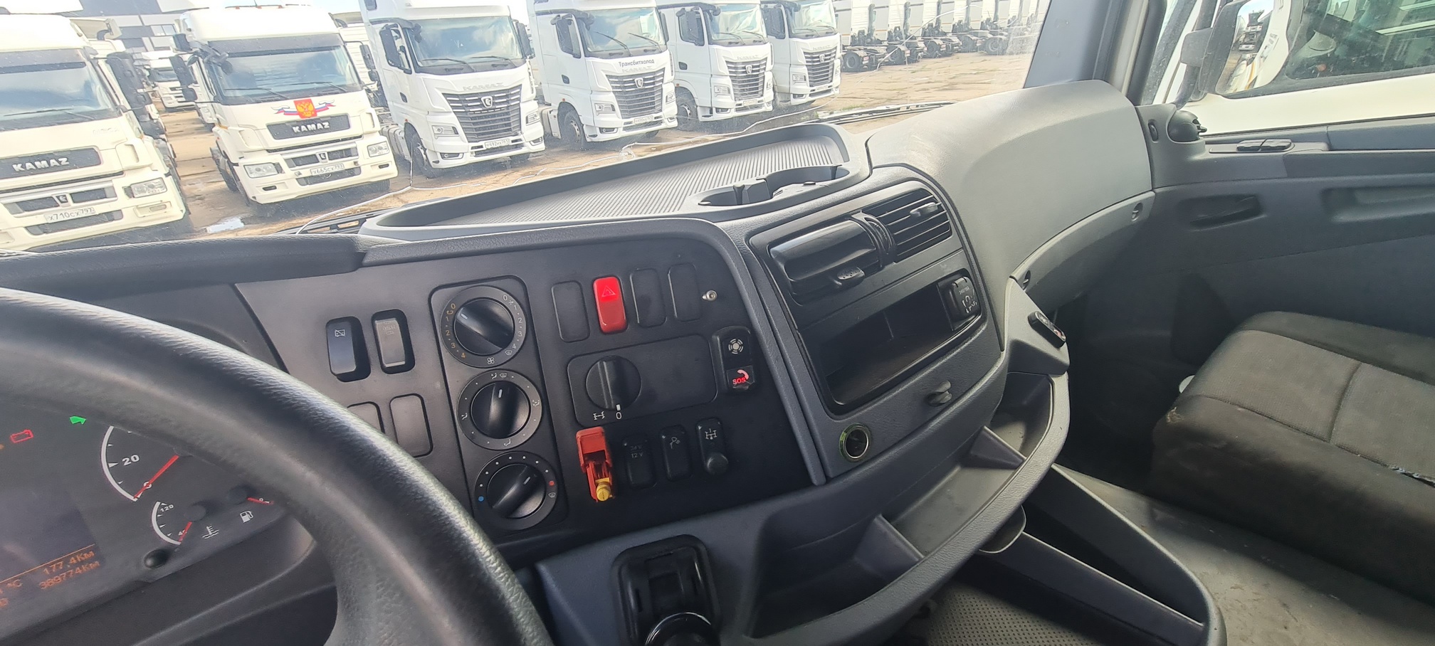 Седельный тягач КАМАЗ 5490-80802-90(5P) (СПГ) 2021 г. - фото 44