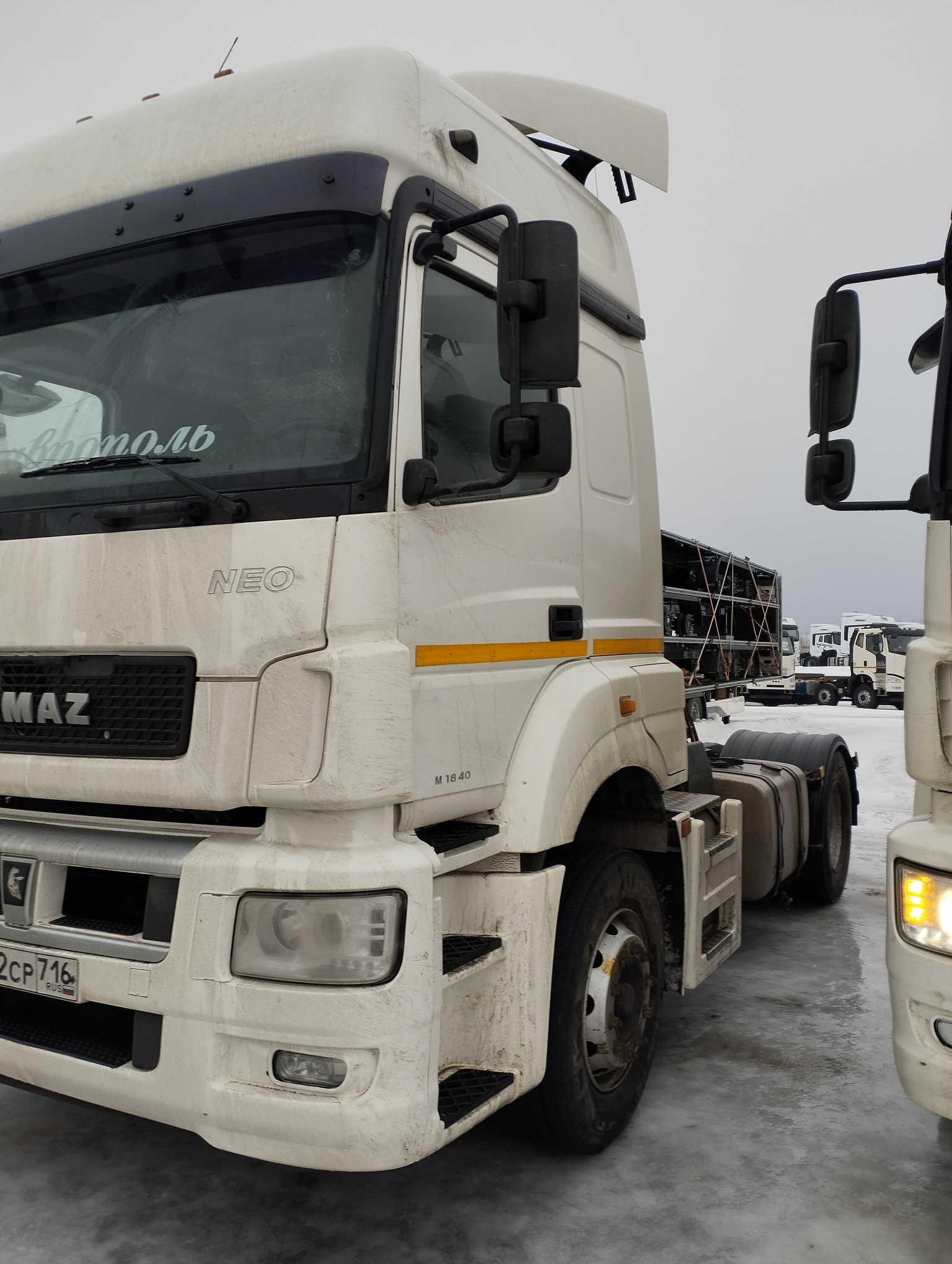 Седельный тягач КАМАЗ 5490-801-DC (газодизель) 2021 г. - фото 37