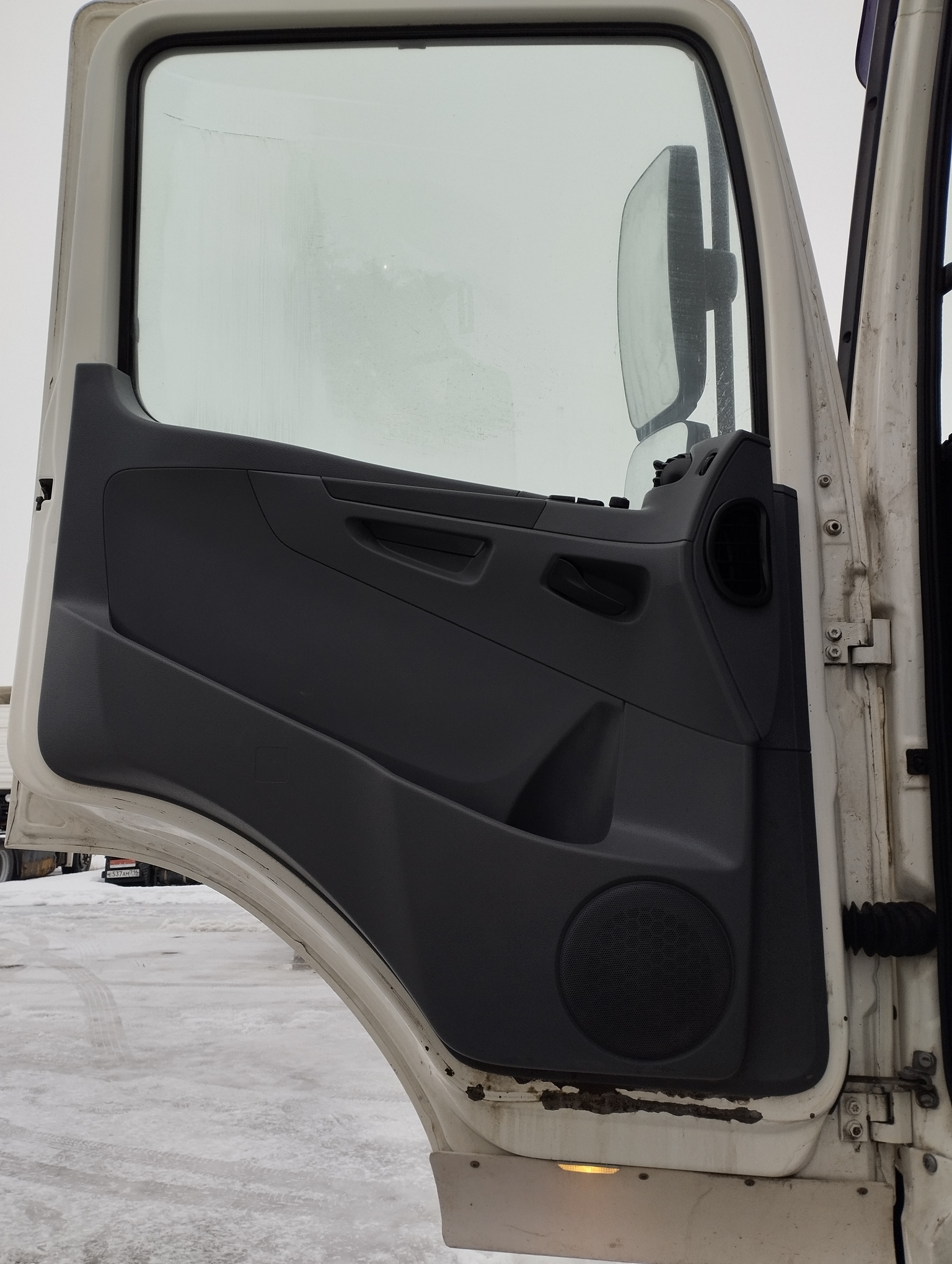 Седельный тягач КАМАЗ 5490-801-DC (газодизель) 2021 г. - фото 45