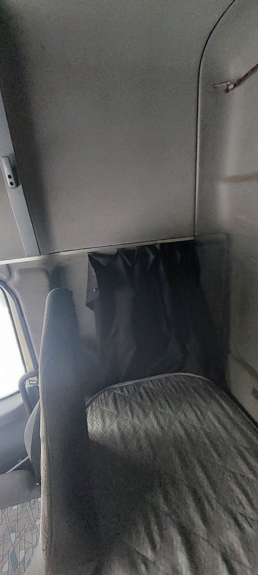 Седельный тягач КАМАЗ 5490-801-DC (газодизель) 2021 г. - фото 45