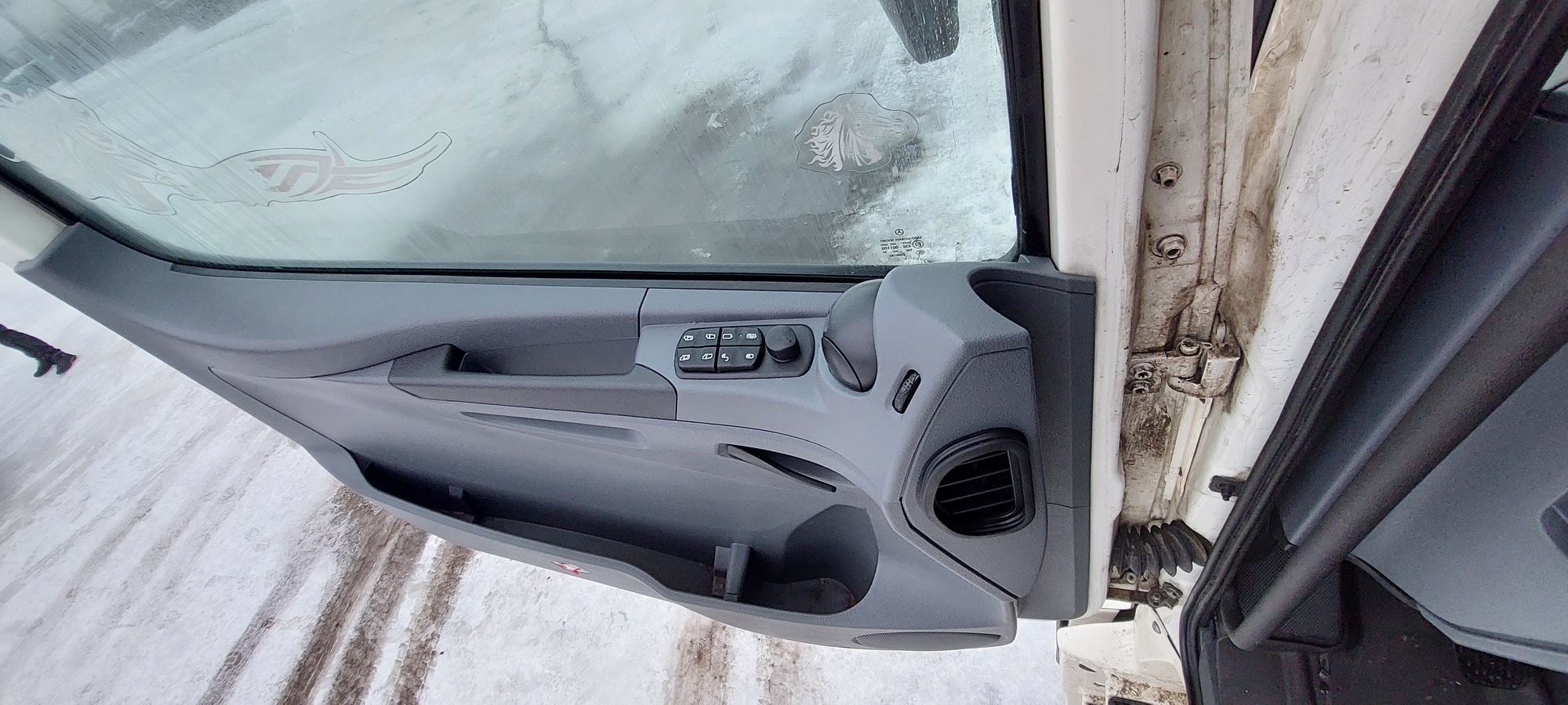 Седельный тягач КАМАЗ 5490-801-DC (газодизель) 2021 г. - фото 40