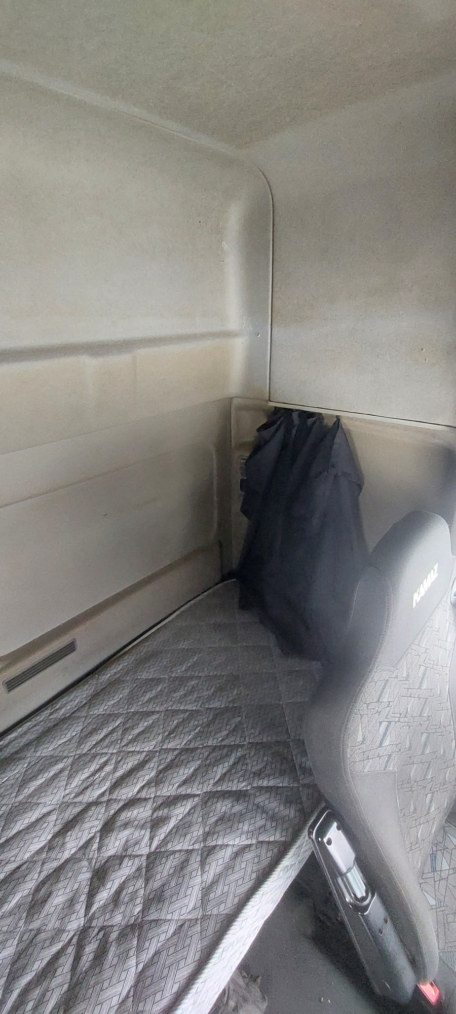 Седельный тягач КАМАЗ 5490-801-DC (газодизель) 2021 г. - фото 39