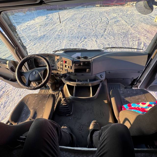 Седельный тягач КАМАЗ 5490-801-DC (газодизель) 2021 г. - фото 2