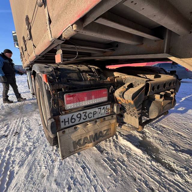 Седельный тягач КАМАЗ 5490-801-DC (газодизель) 2021 г. - фото 12