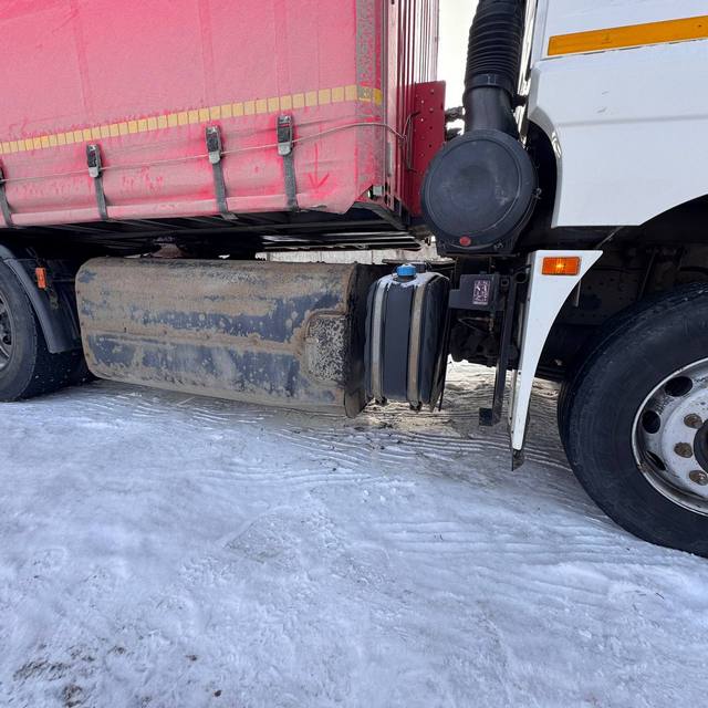 Седельный тягач КАМАЗ 5490-801-DC (газодизель) 2021 г. - фото 13