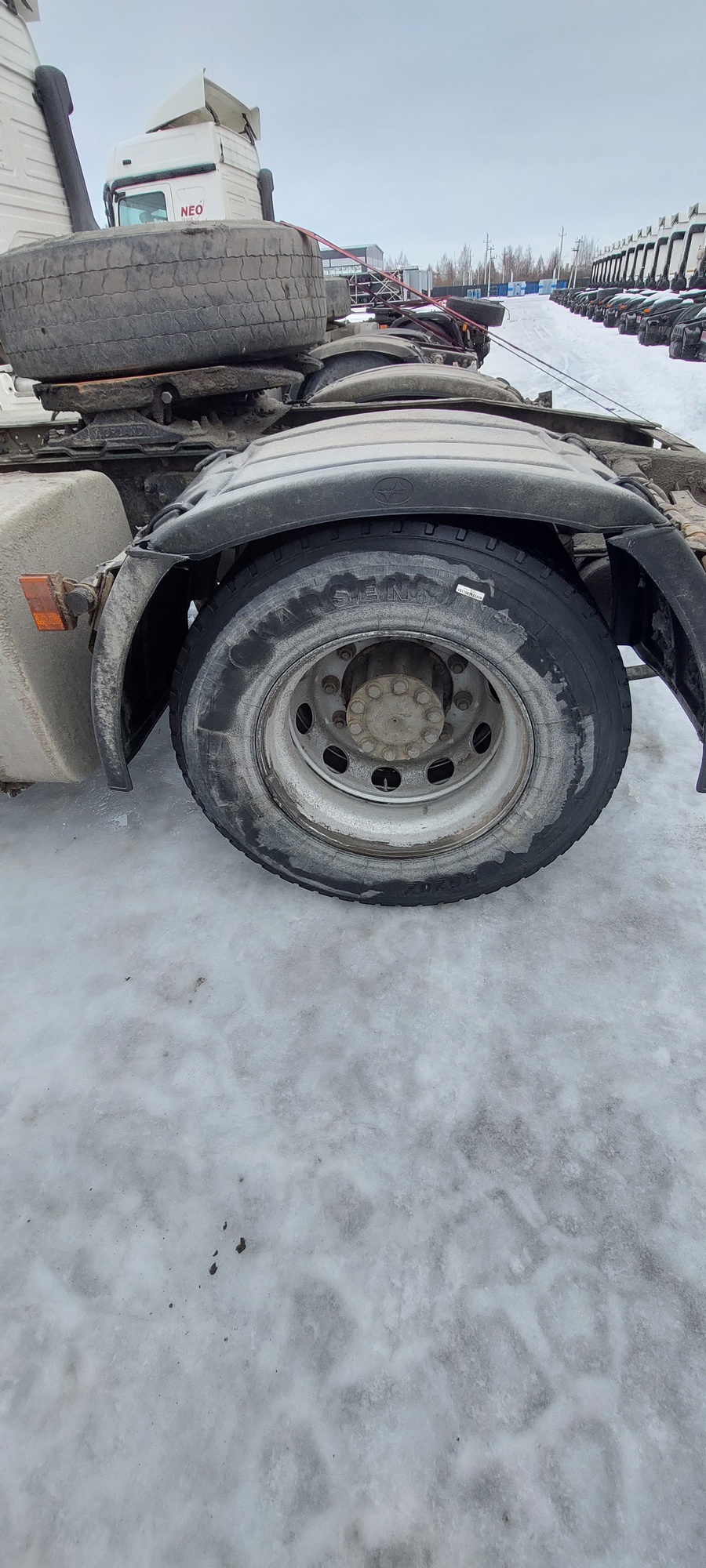 Седельный тягач КАМАЗ 5490-801-DC (газодизель) 2021 г. - фото 30