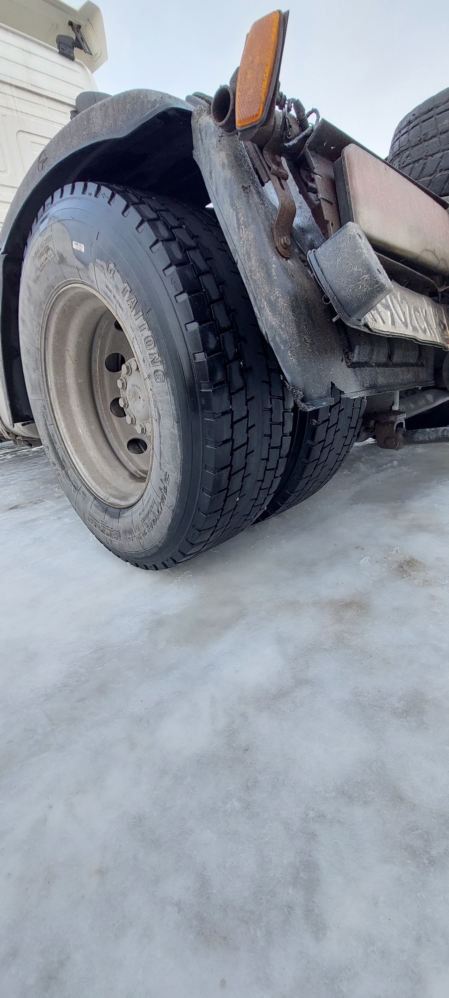 Седельный тягач КАМАЗ 5490-801-DC (газодизель) 2021 г. - фото 30