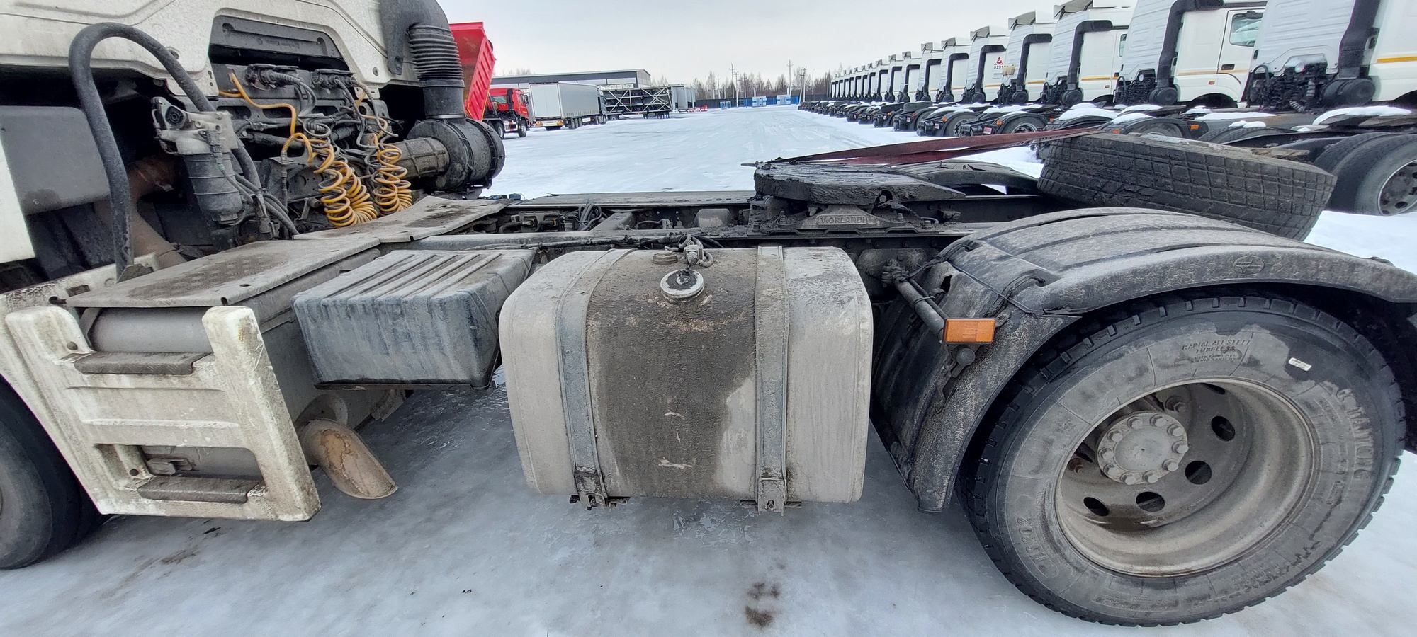 Седельный тягач КАМАЗ 5490-801-DC (газодизель) 2021 г. - фото 32