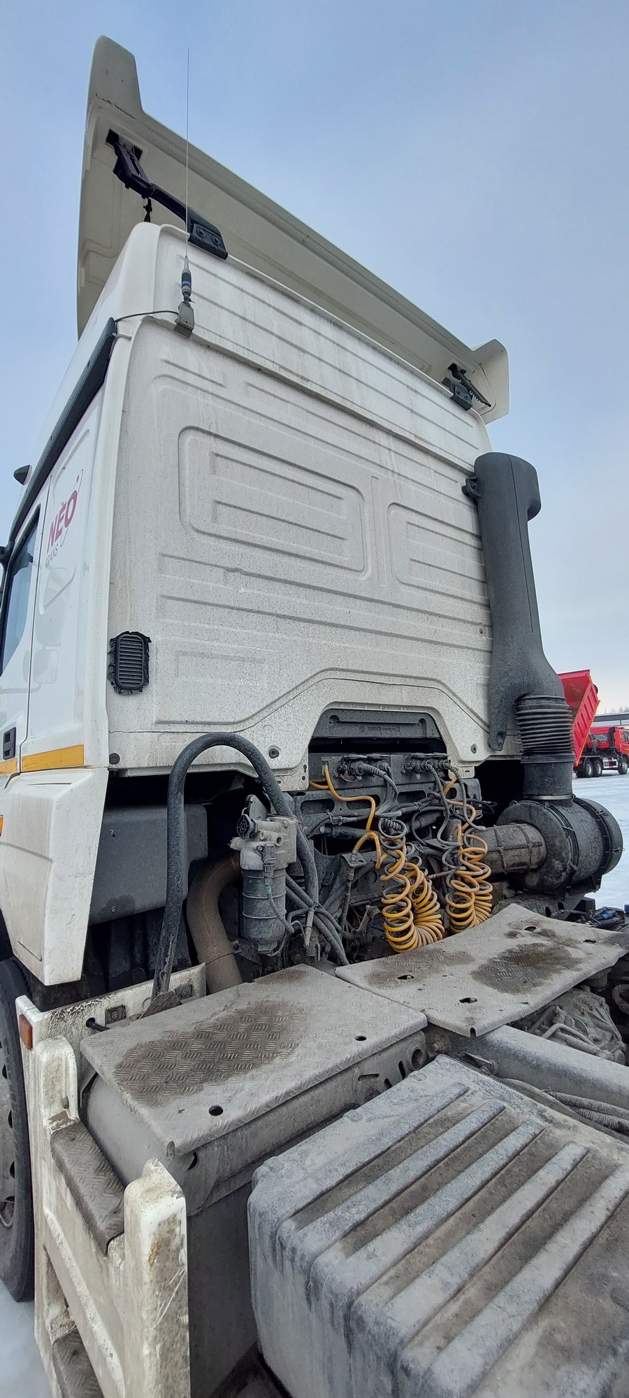 Седельный тягач КАМАЗ 5490-801-DC (газодизель) 2021 г. - фото 34