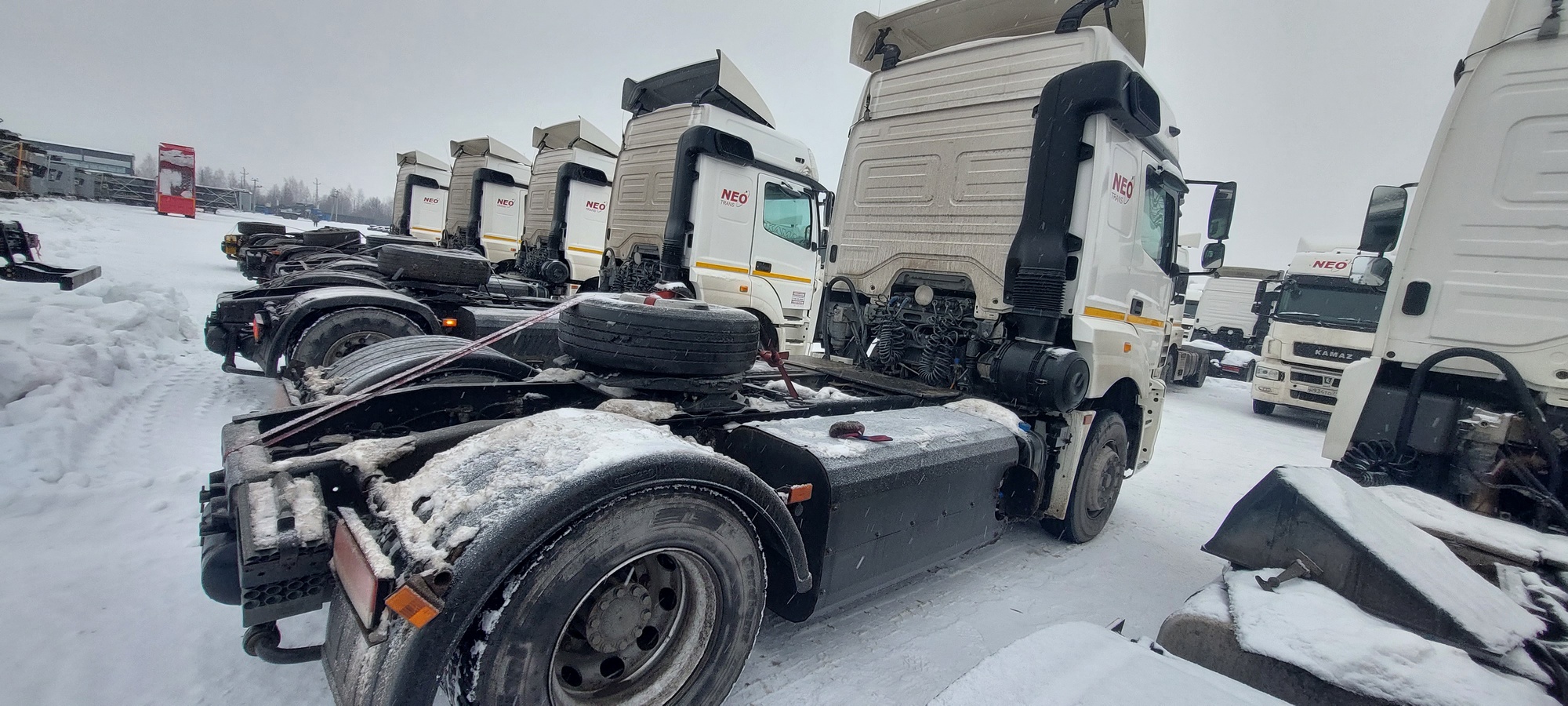 Седельный тягач КАМАЗ 5490-801-DC (газодизель) 2021 г. - фото 23