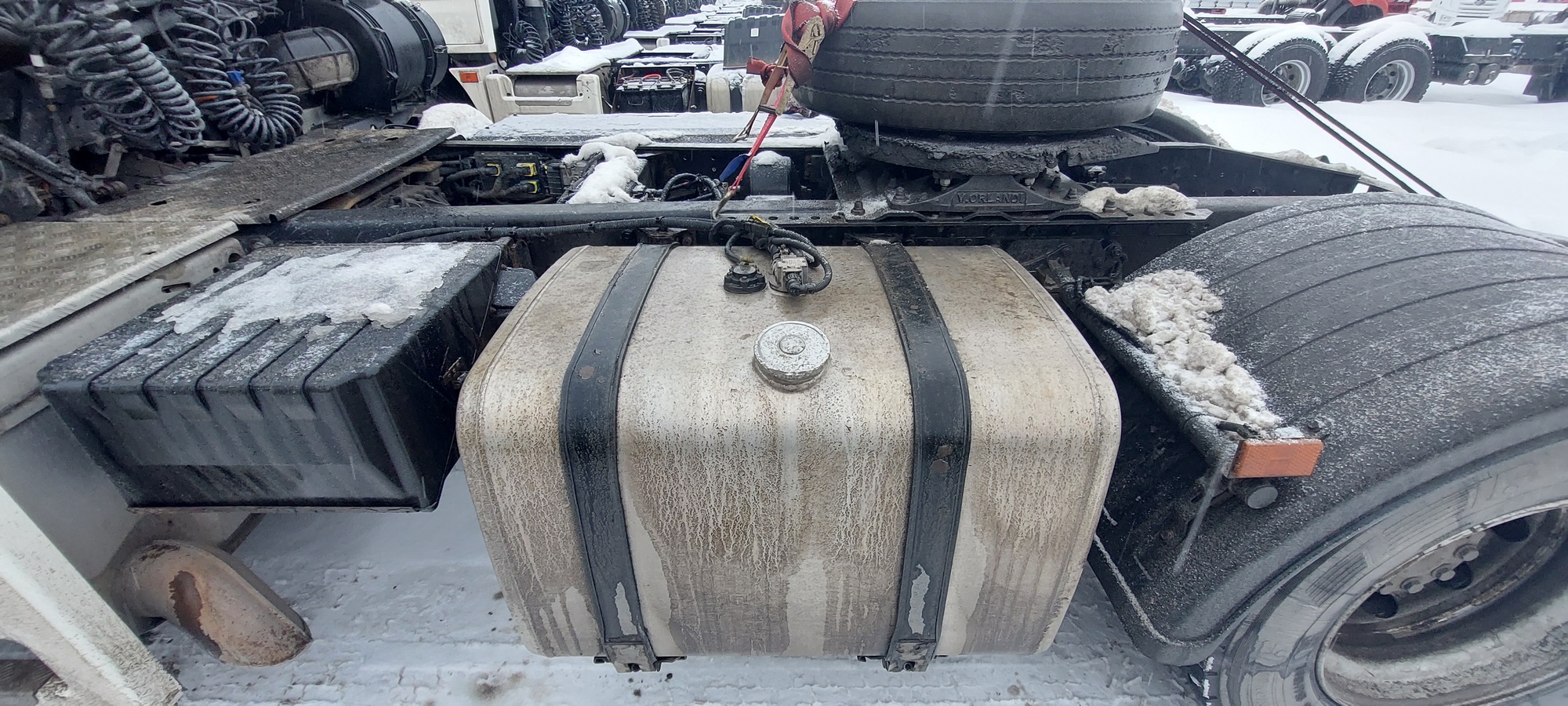 Седельный тягач КАМАЗ 5490-801-DC (газодизель) 2021 г. - фото 27