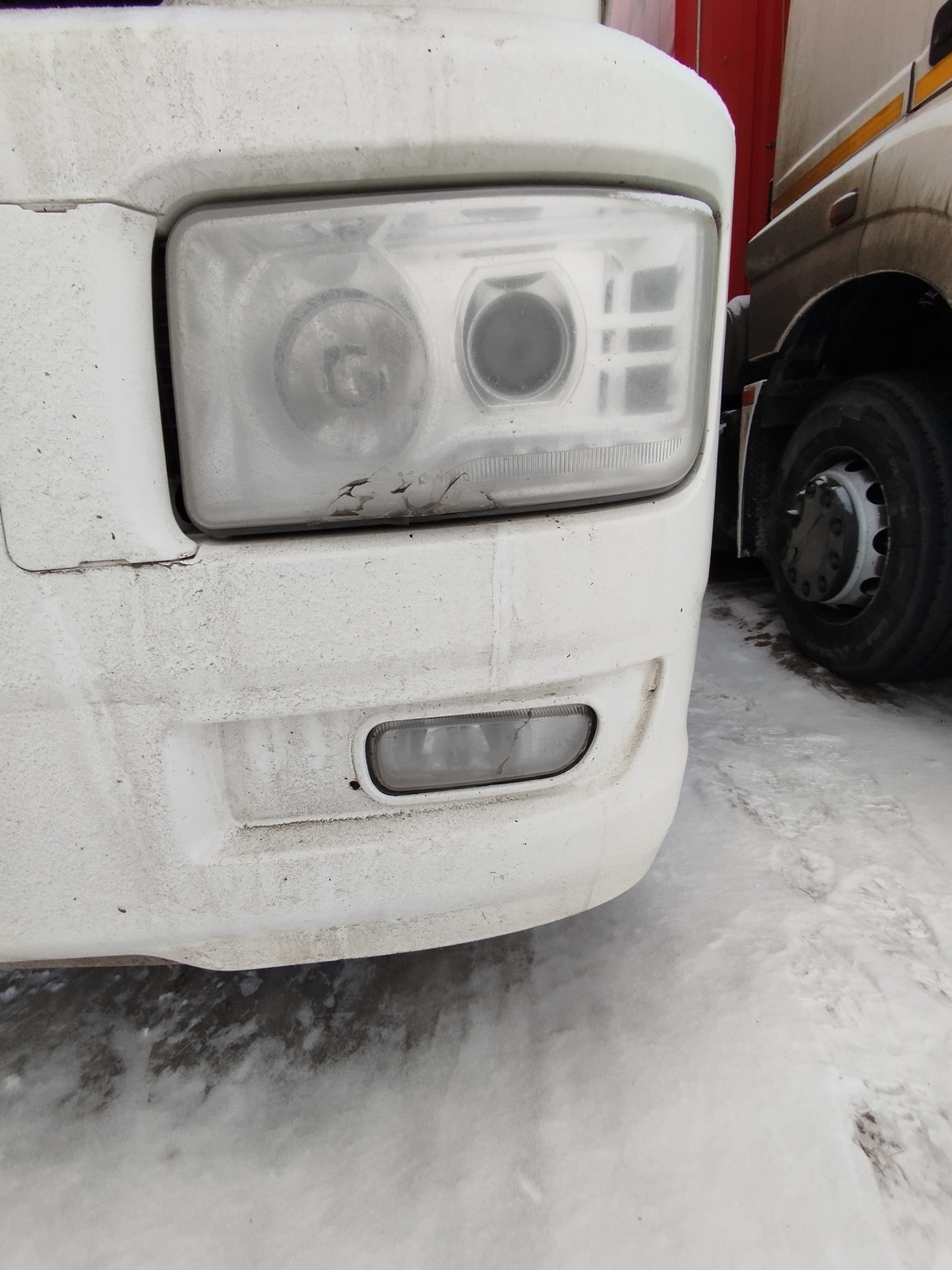 Седельный тягач КАМАЗ 5490-801-DC (газодизель) 2021 г. - фото 11