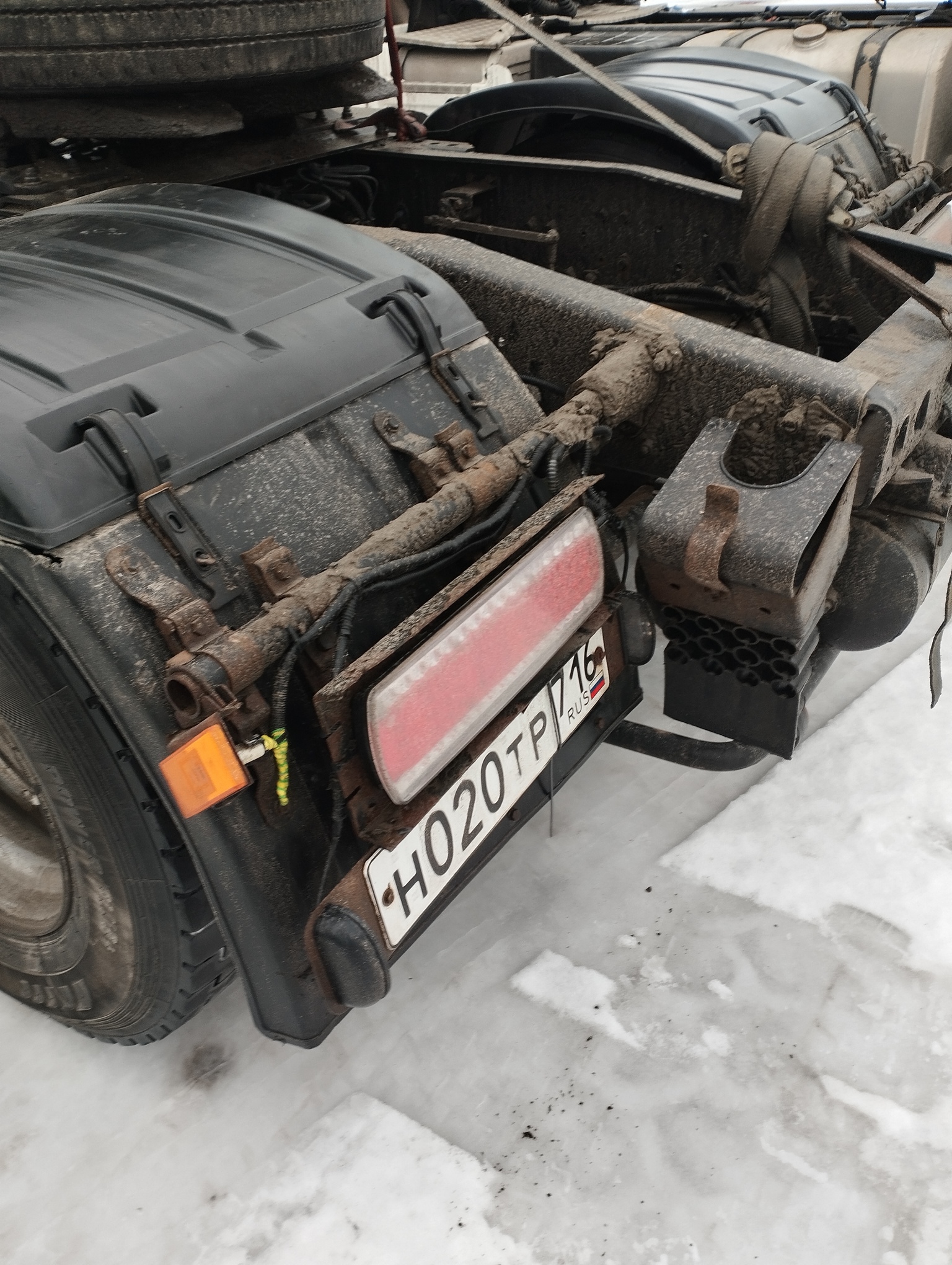 Седельный тягач КАМАЗ 5490-801-DC (газодизель) 2021 г. - фото 30