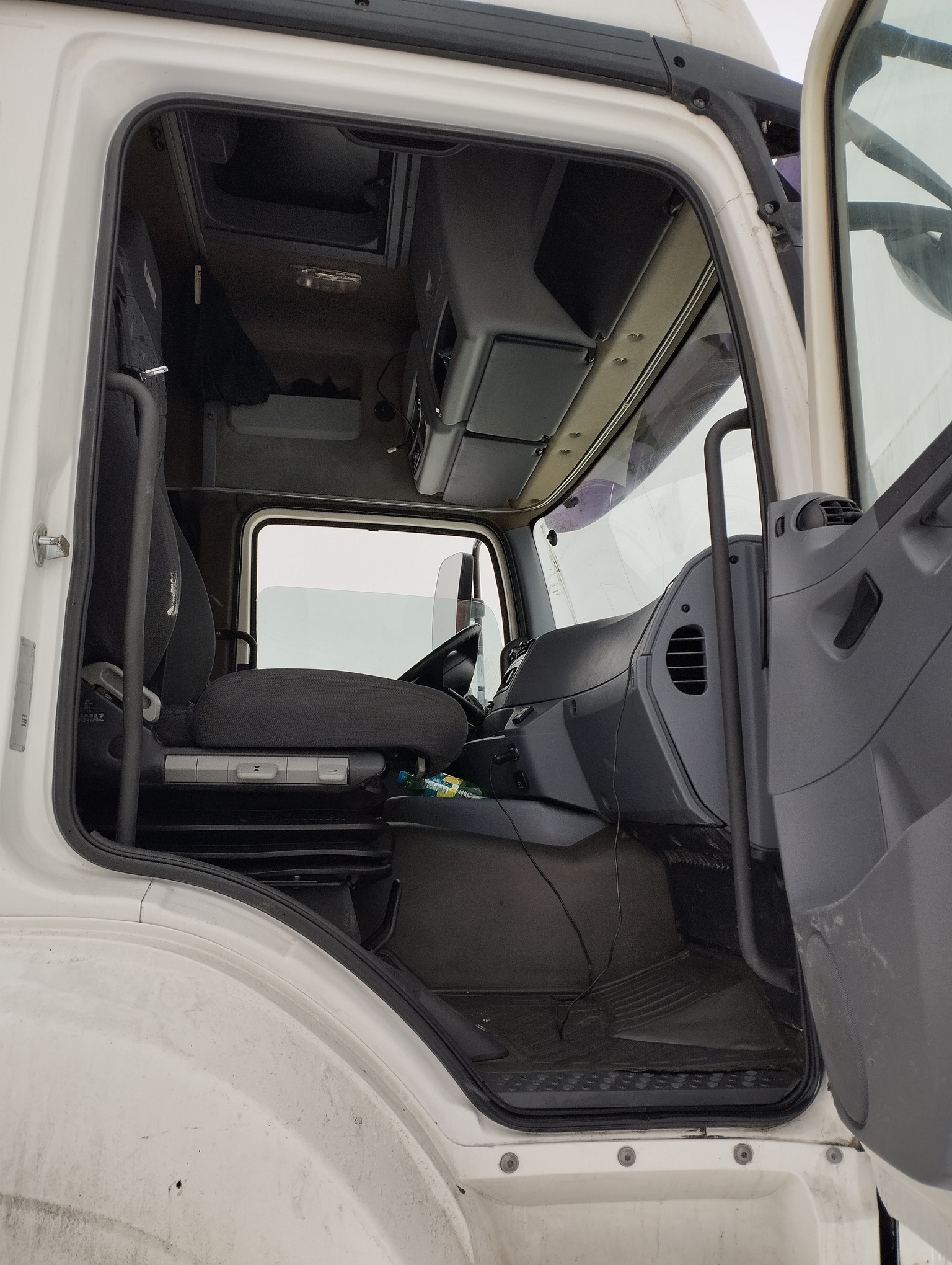 Седельный тягач КАМАЗ 5490-801-DC (газодизель) 2021 г. - фото 6