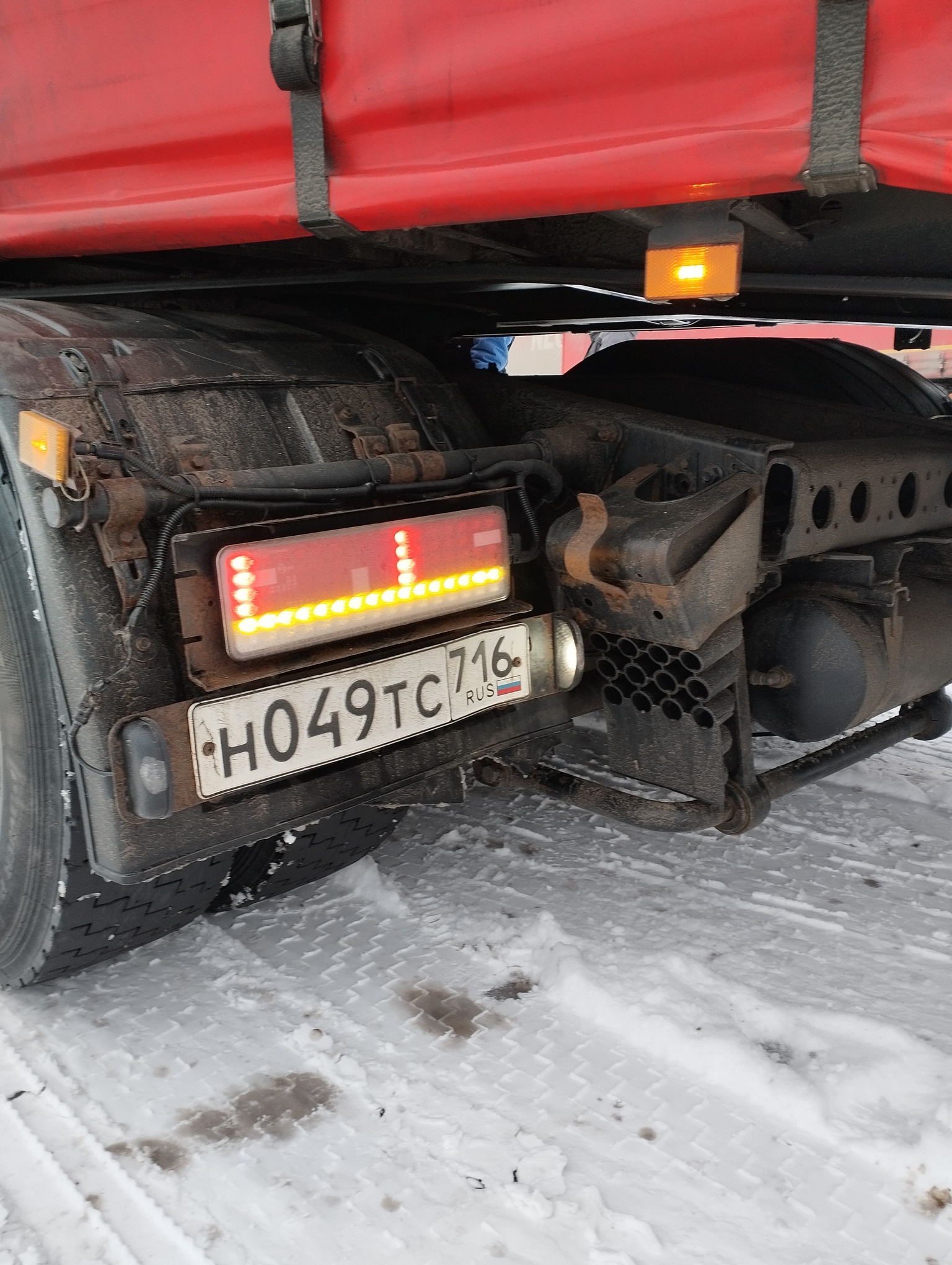 Седельный тягач КАМАЗ 5490-801-DC (газодизель) 2021 г. - фото 22