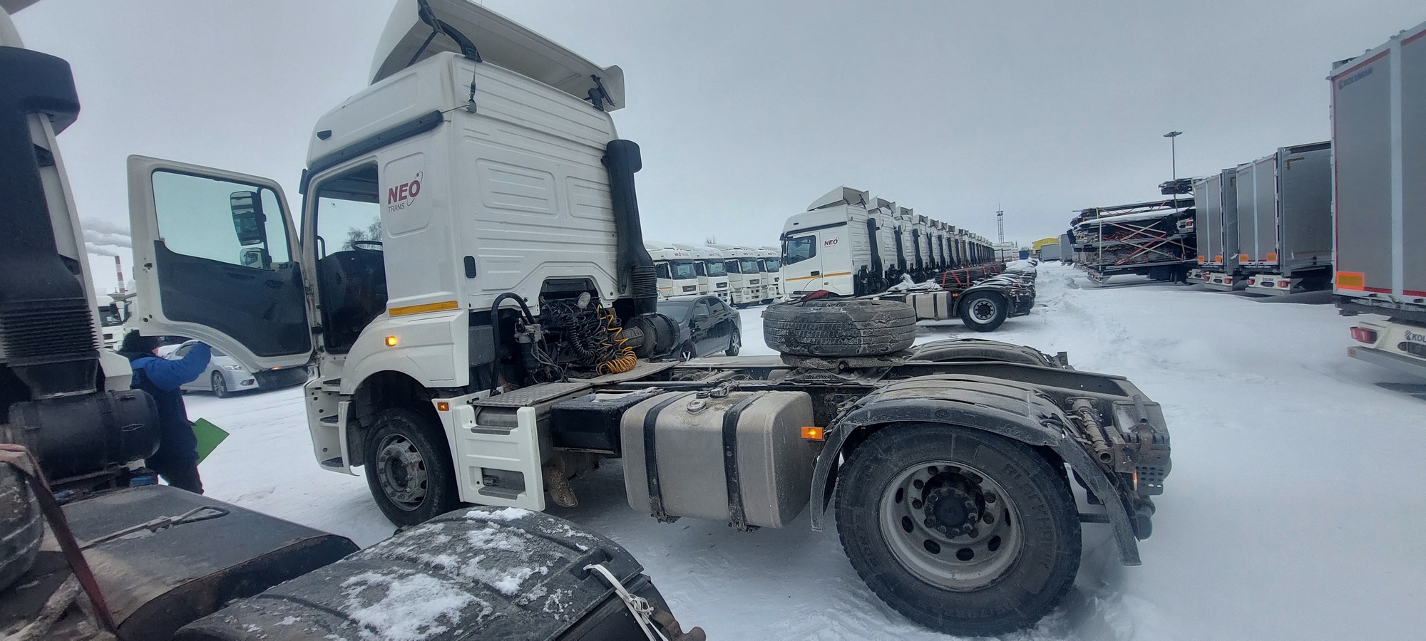 Седельный тягач КАМАЗ 5490-801-DC (газодизель) 2021 г. - фото 15