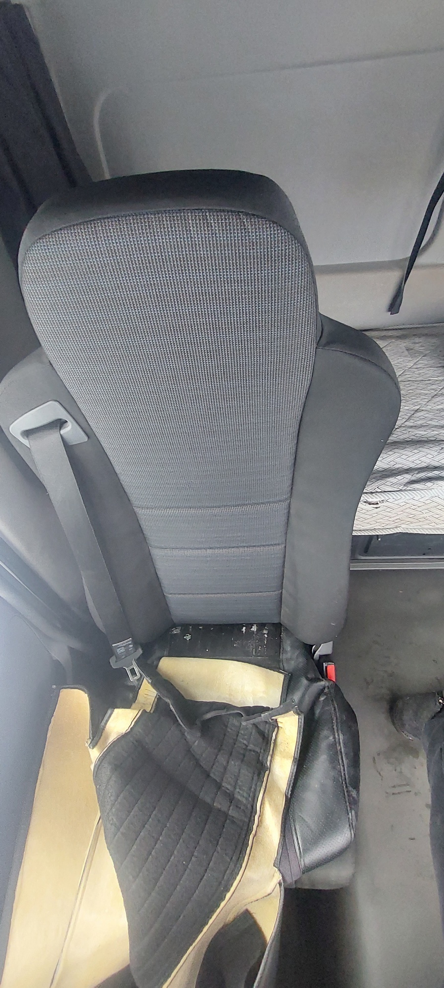 Седельный тягач КАМАЗ 5490-801-DC (газодизель) 2021 г. - фото 39