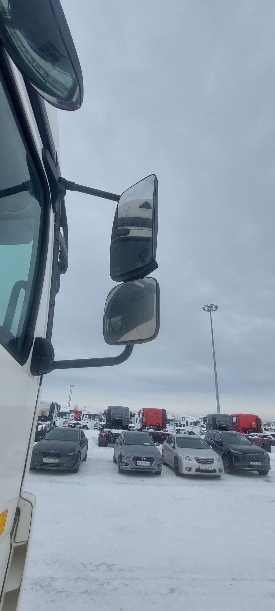 Седельный тягач КАМАЗ 5490-801-DC (газодизель) 2021 г. - фото 5