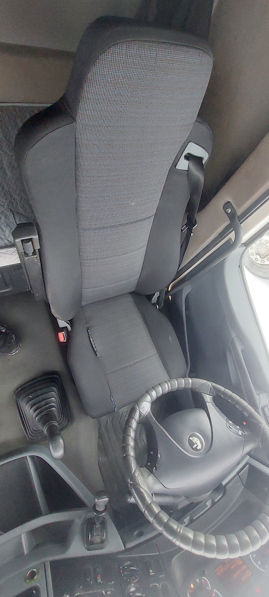 Седельный тягач КАМАЗ 5490-801-DC (газодизель) 2021 г. - фото 37