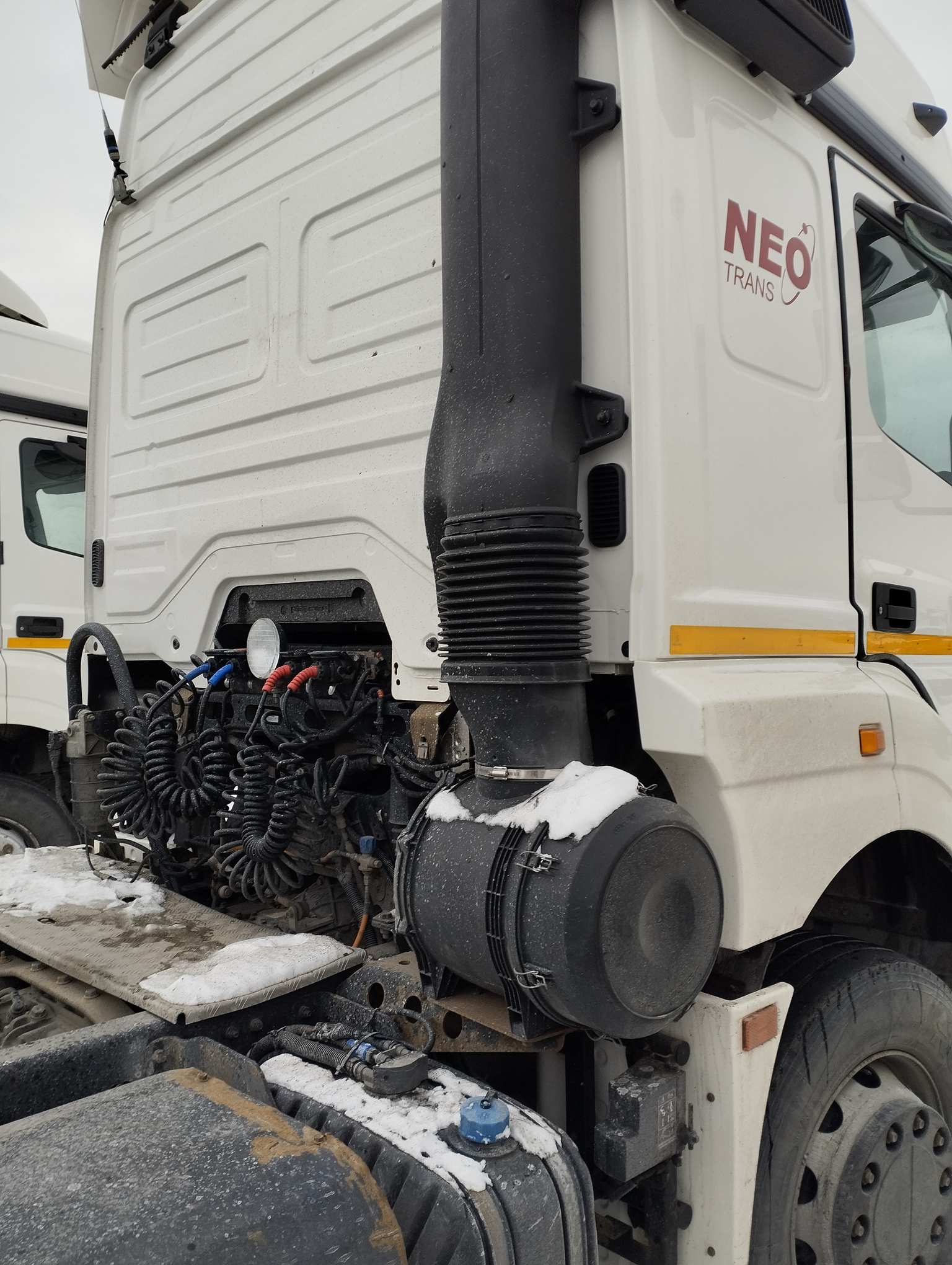 Седельный тягач КАМАЗ 5490-801-DC (газодизель) 2021 г. - фото 14