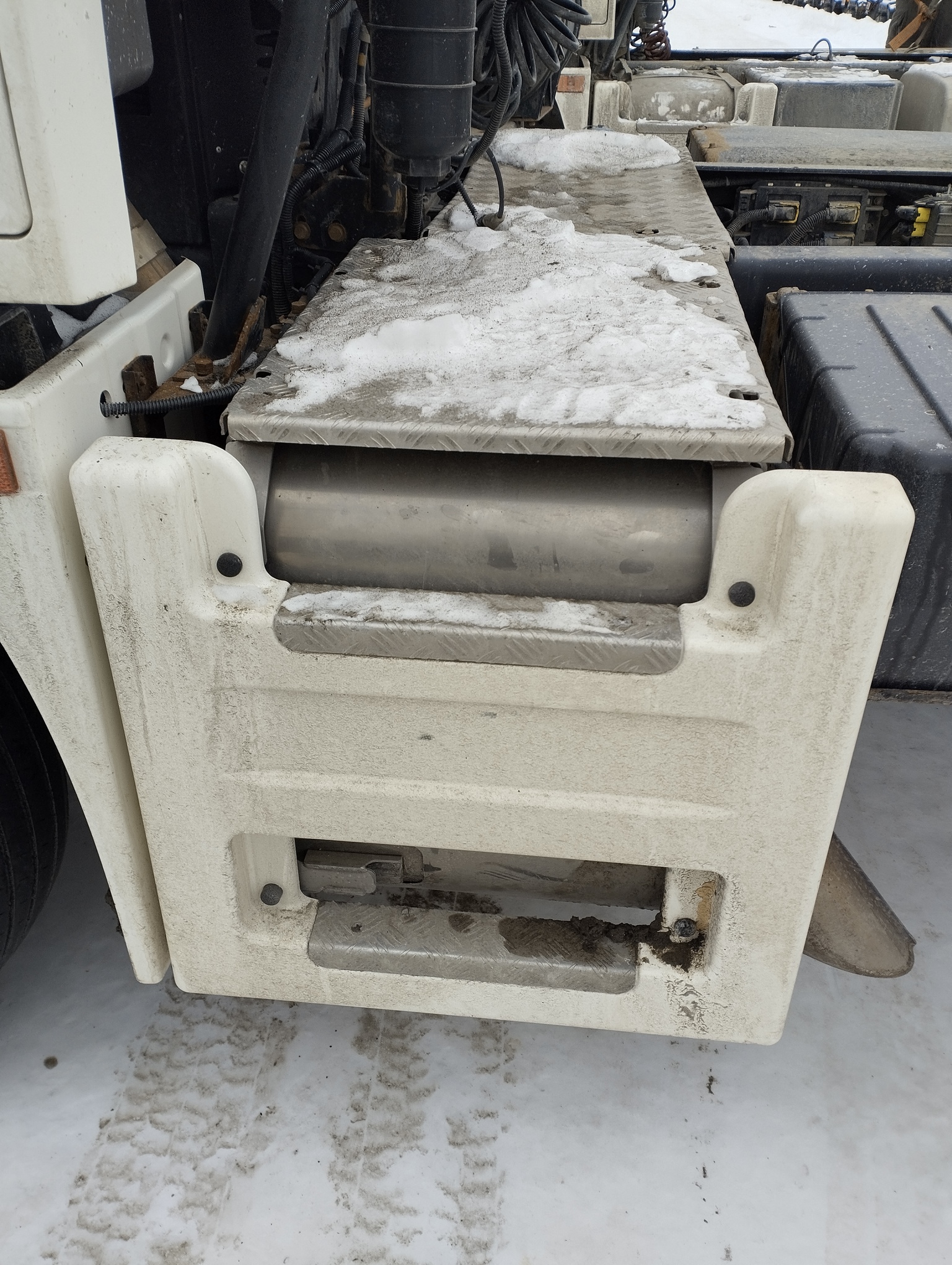 Седельный тягач КАМАЗ 5490-801-DC (газодизель) 2021 г. - фото 33