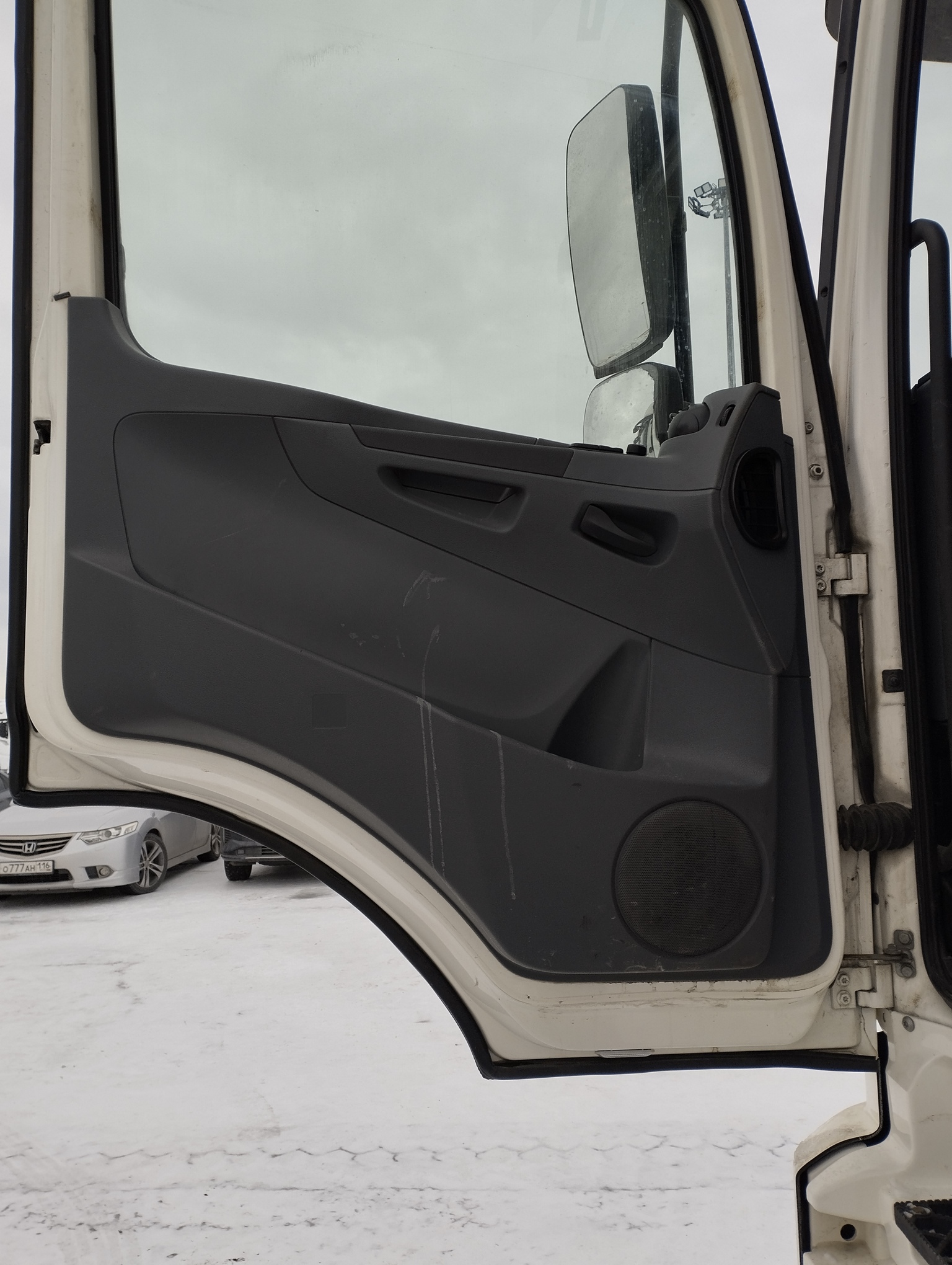 Седельный тягач КАМАЗ 5490-801-DC (газодизель) 2021 г. - фото 45