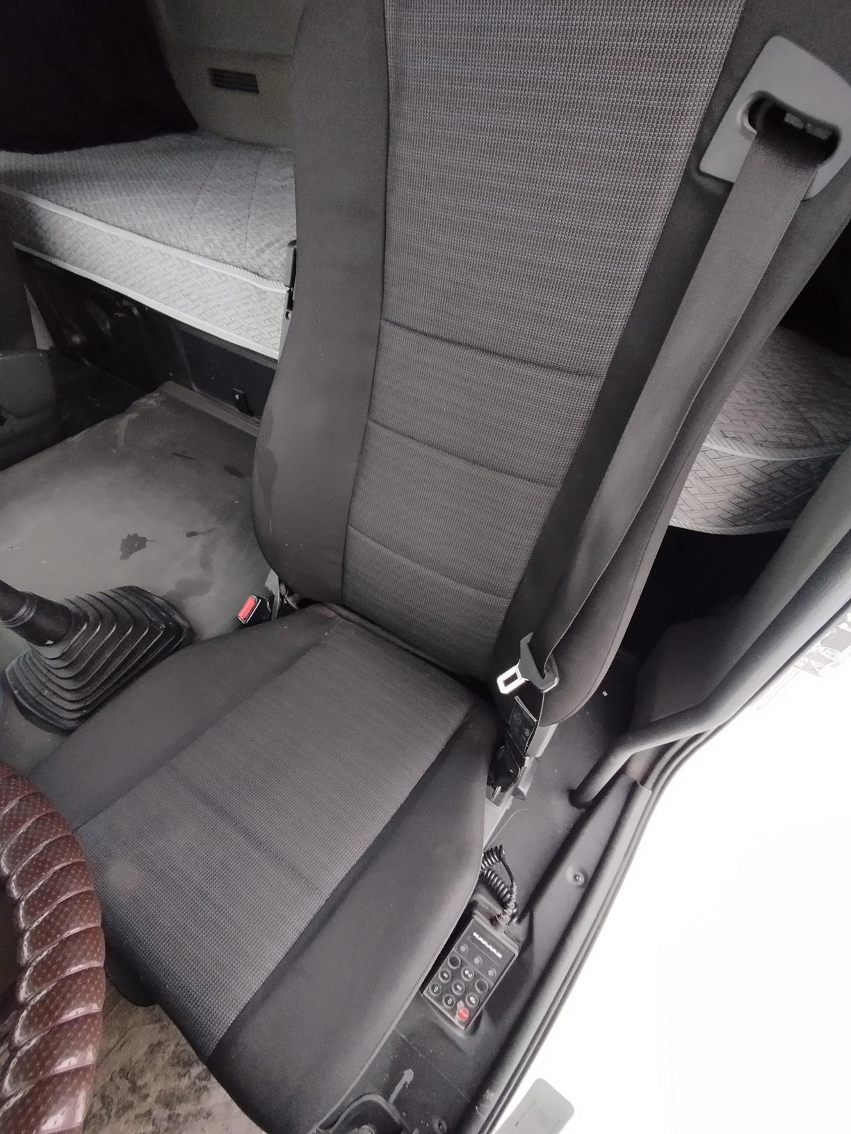 Седельный тягач КАМАЗ 5490-801-DC (газодизель) 2021 г. - фото 46