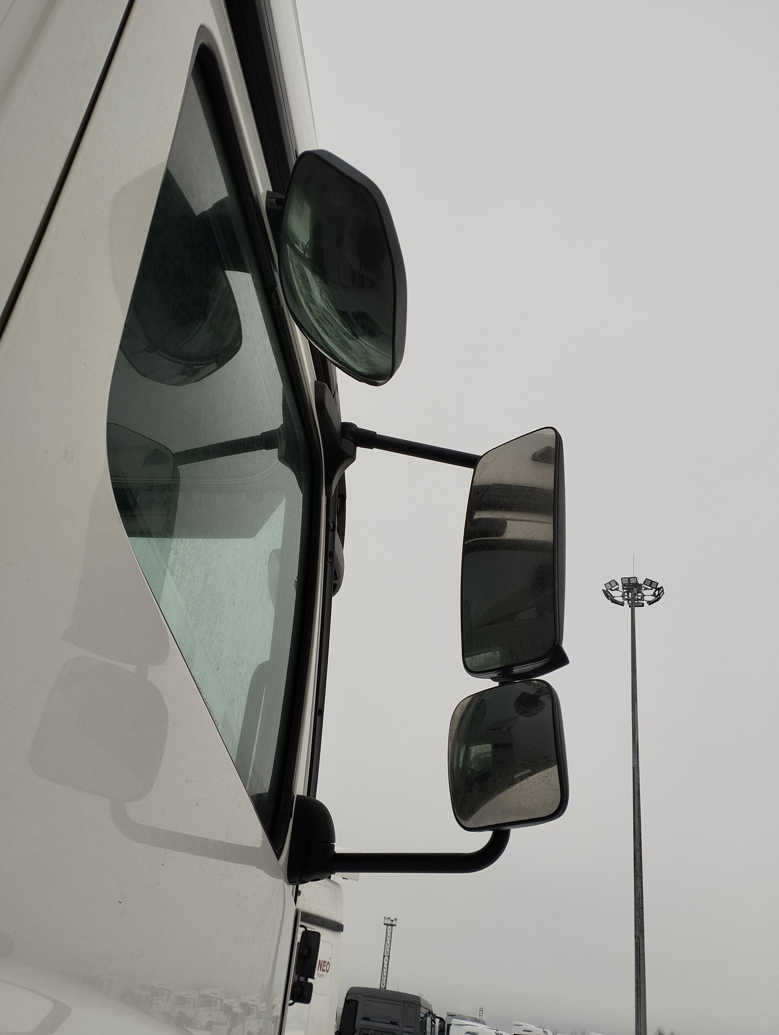 Седельный тягач КАМАЗ 5490-801-DC (газодизель) 2021 г. - фото 15