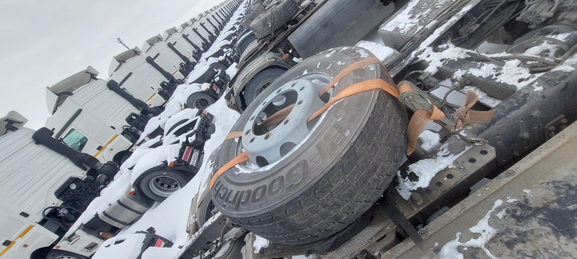 Седельный тягач КАМАЗ 5490-801-DC (газодизель) 2021 г. - фото 14