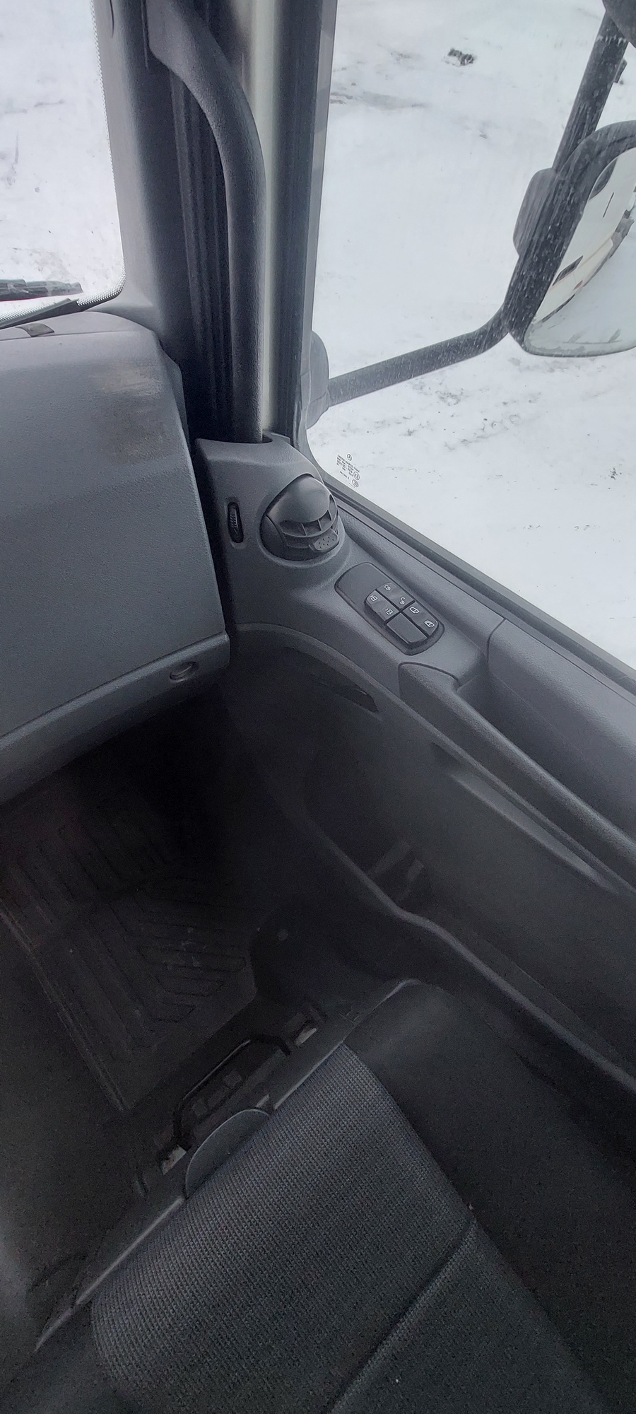 Седельный тягач КАМАЗ 5490-801-DC (газодизель) 2021 г. - фото 35