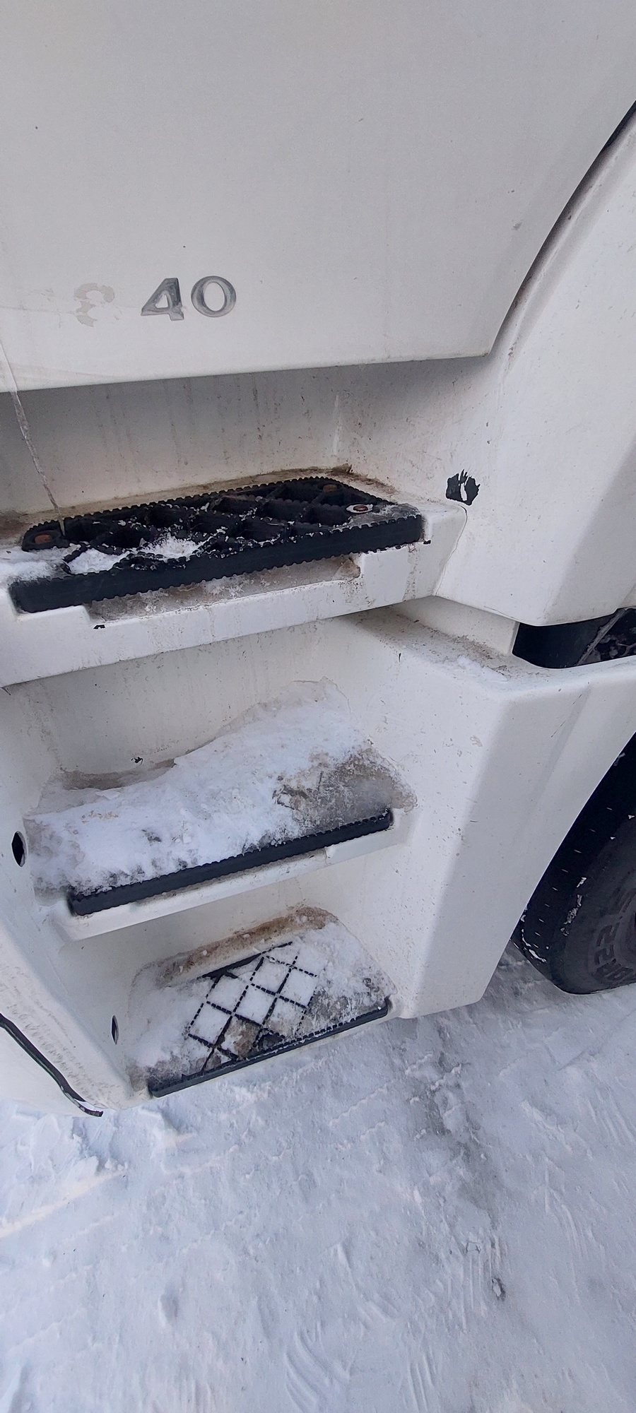 Седельный тягач КАМАЗ 5490-801-DC (газодизель) 2021 г. - фото 24