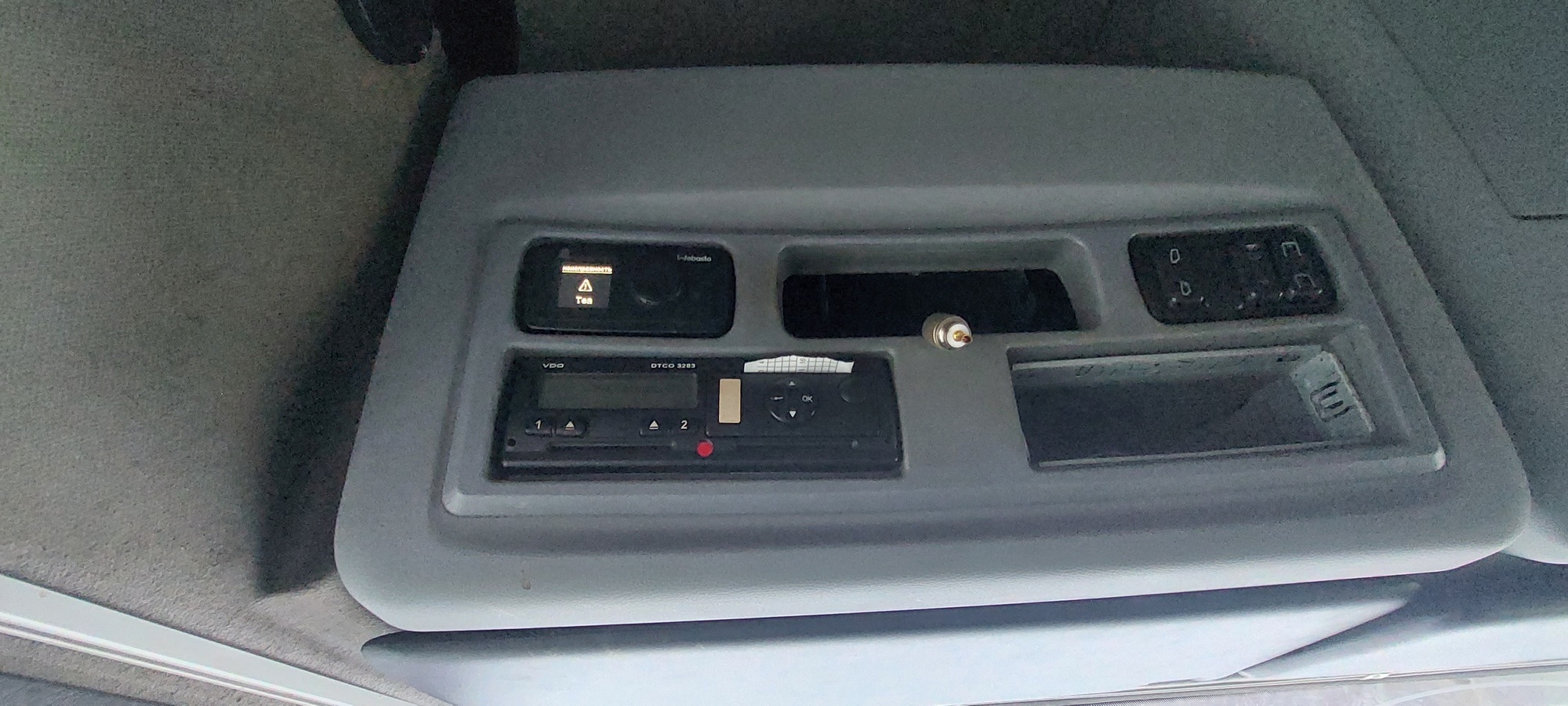 Седельный тягач КАМАЗ 5490-801-DC (газодизель) 2021 г. - фото 32