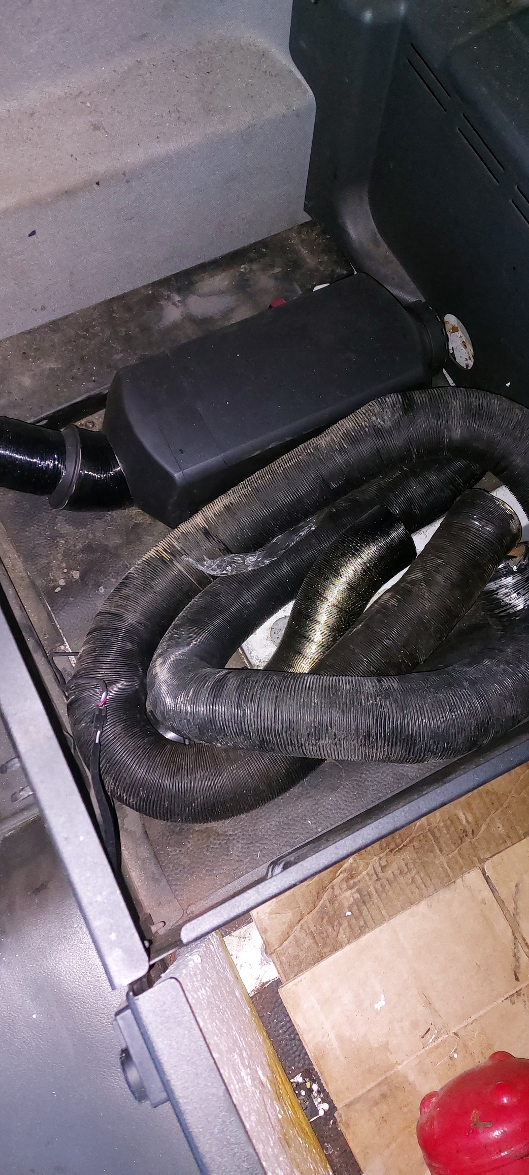 Седельный тягач КАМАЗ 5490-801-DC (газодизель) 2021 г. - фото 40