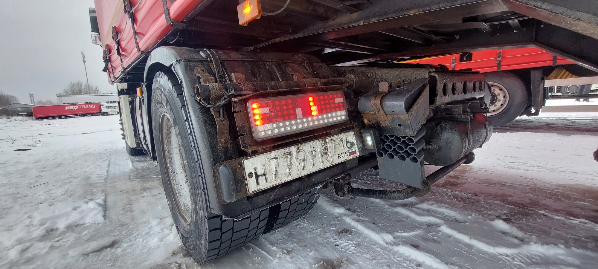 Седельный тягач КАМАЗ 5490-801-DC (газодизель) 2021 г. - фото 21