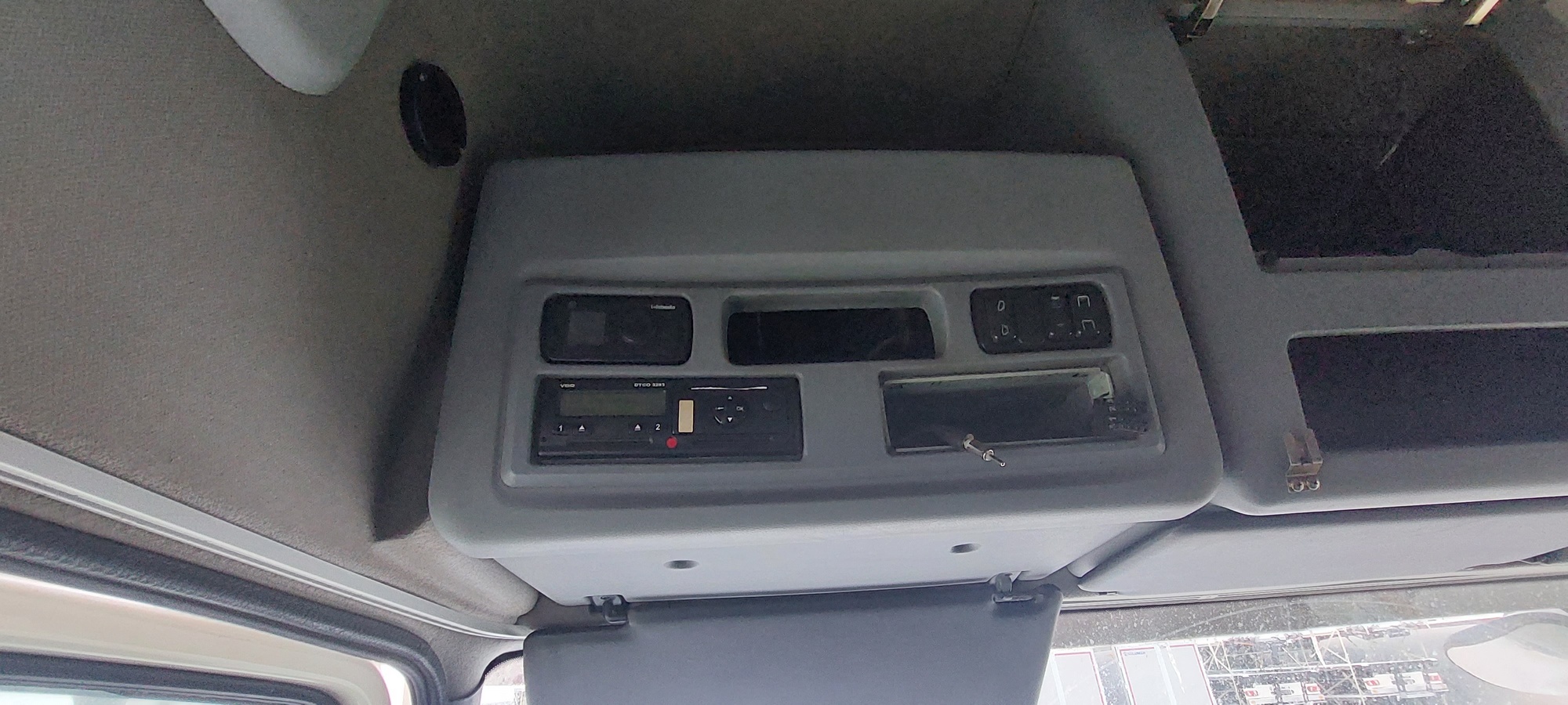 Седельный тягач КАМАЗ 5490-801-DC (газодизель) 2021 г. - фото 31