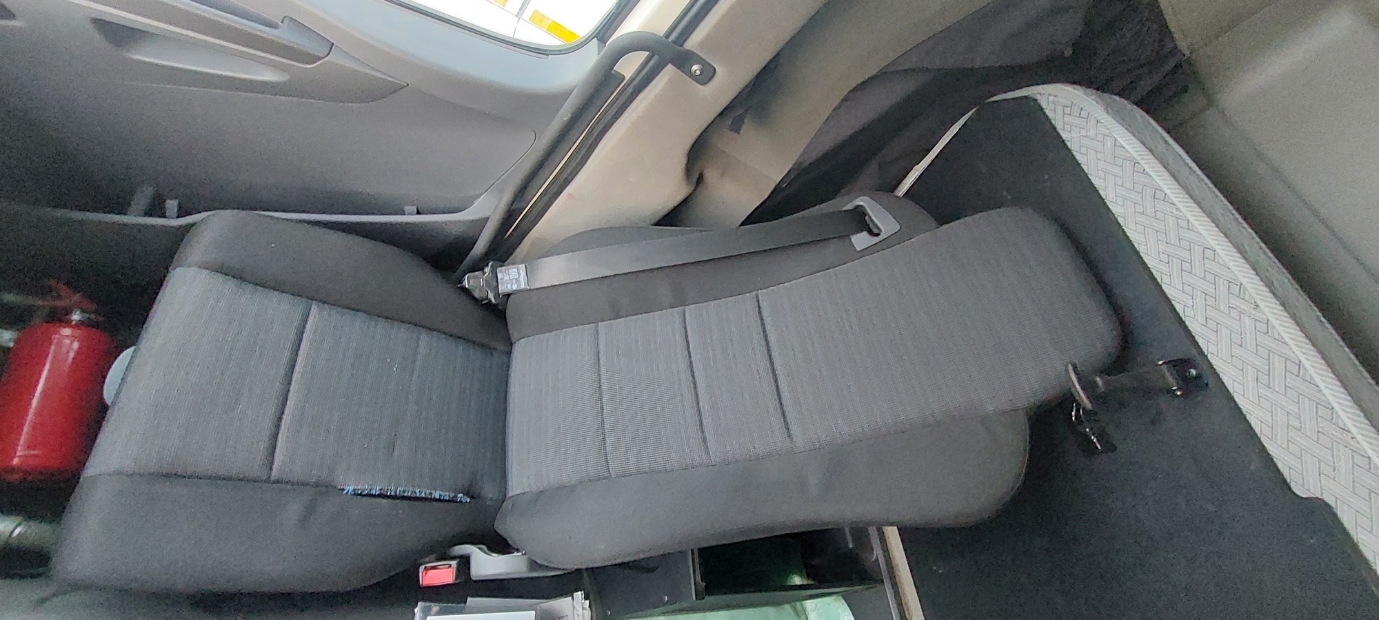 Седельный тягач КАМАЗ 5490-801-DC (газодизель) 2021 г. - фото 35