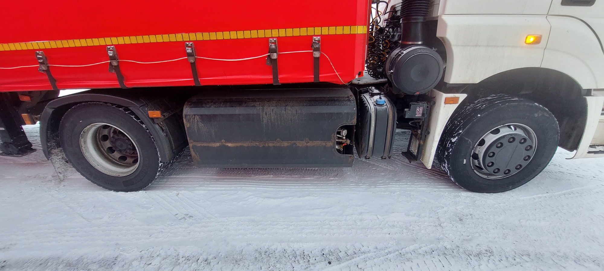 Седельный тягач КАМАЗ 5490-801-DC (газодизель) 2021 г. - фото 17