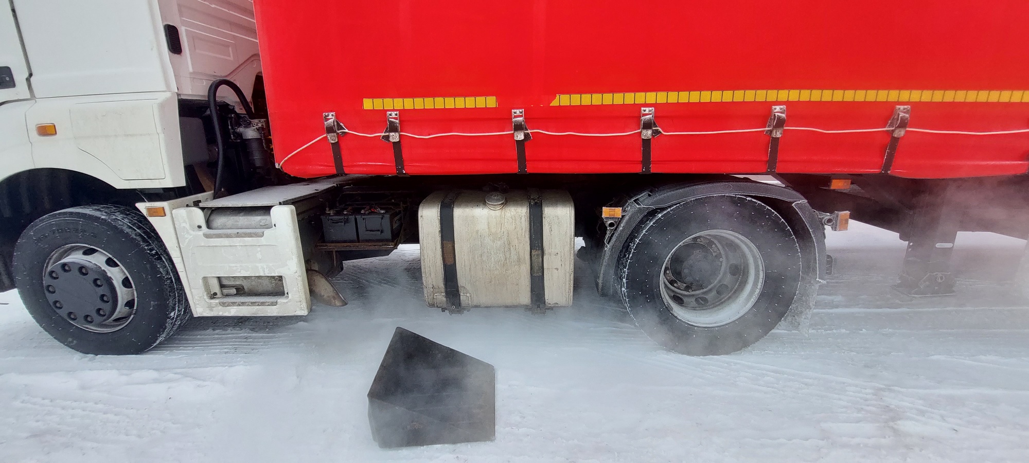 Седельный тягач КАМАЗ 5490-801-DC (газодизель) 2021 г. - фото 25