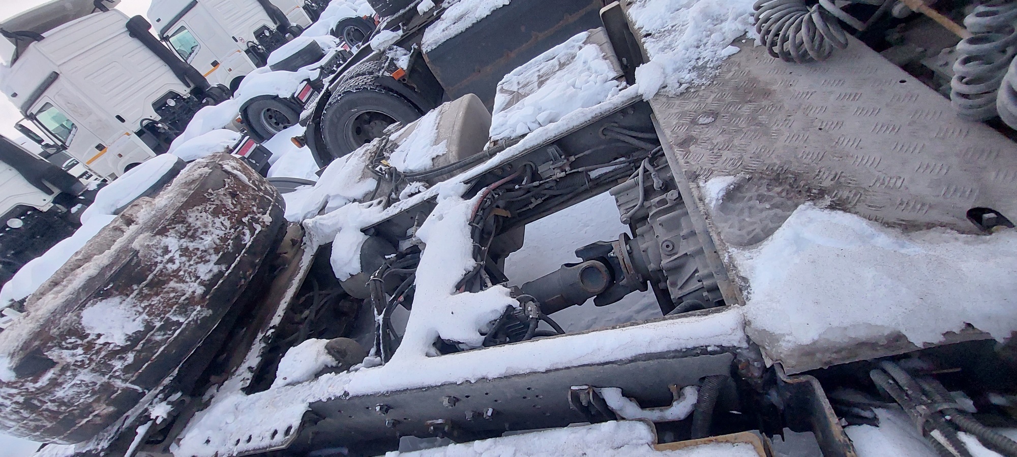 Седельный тягач КАМАЗ 5490-801-DC (газодизель) 2021 г. - фото 12