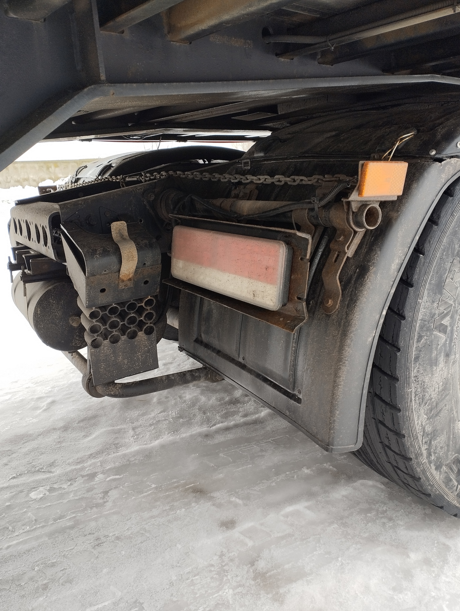 Седельный тягач КАМАЗ 5490-801-DC (газодизель) 2021 г. - фото 30