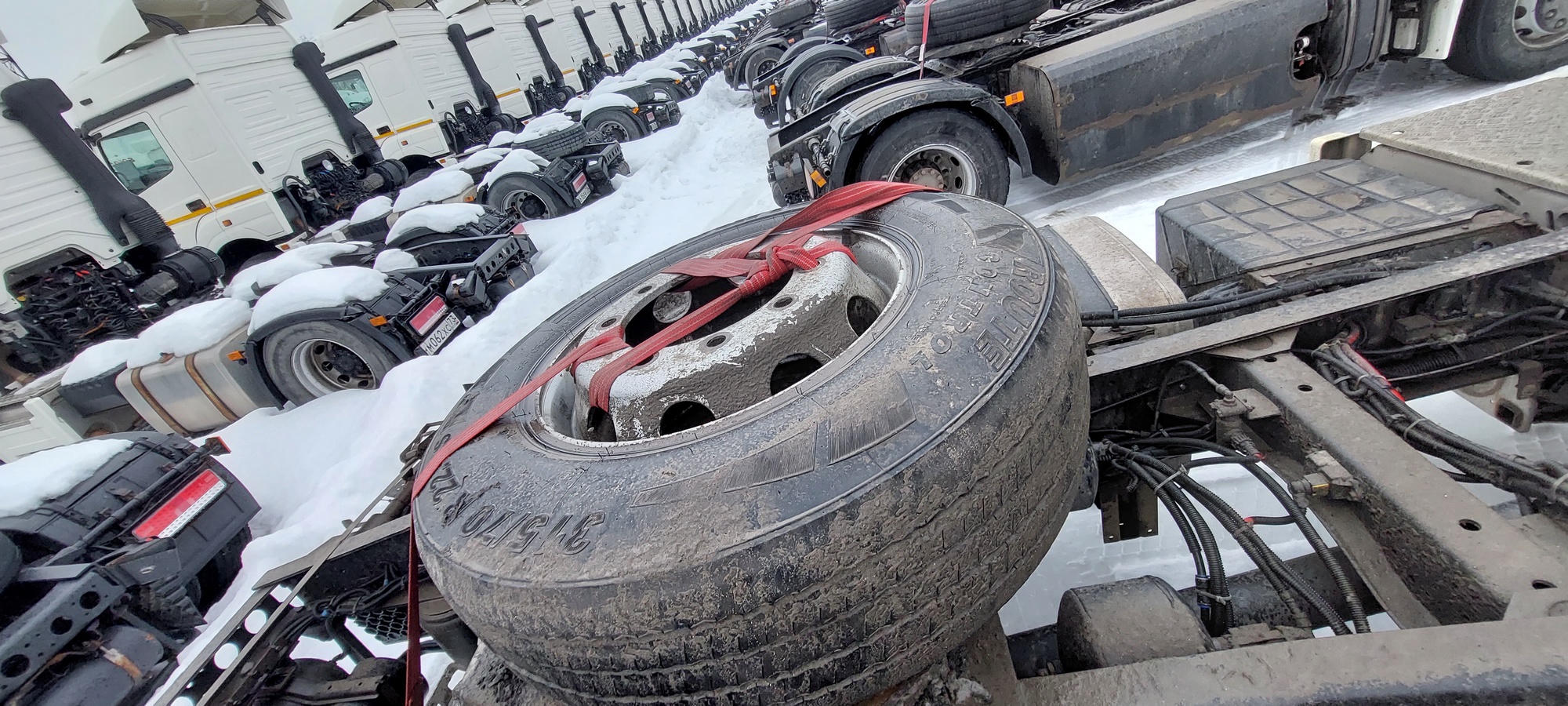 Седельный тягач КАМАЗ 5490-801-DC (газодизель) 2021 г. - фото 14