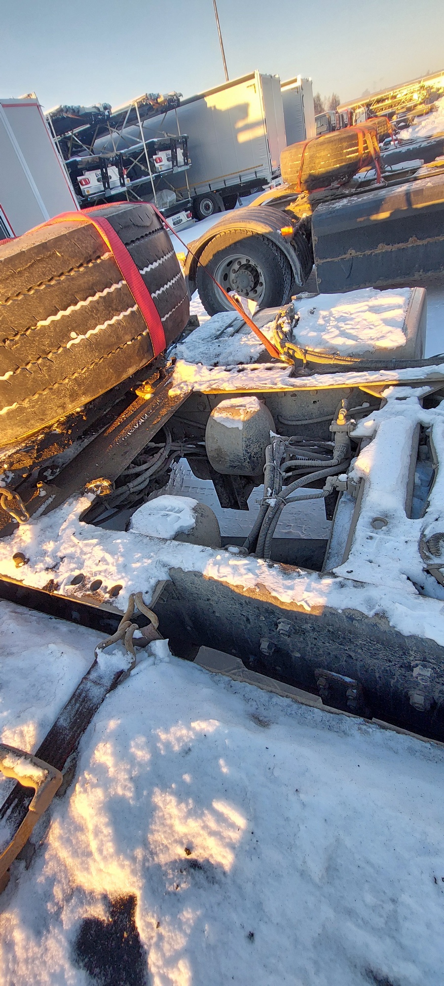 Седельный тягач КАМАЗ 5490-801-DC (газодизель) 2021 г. - фото 15