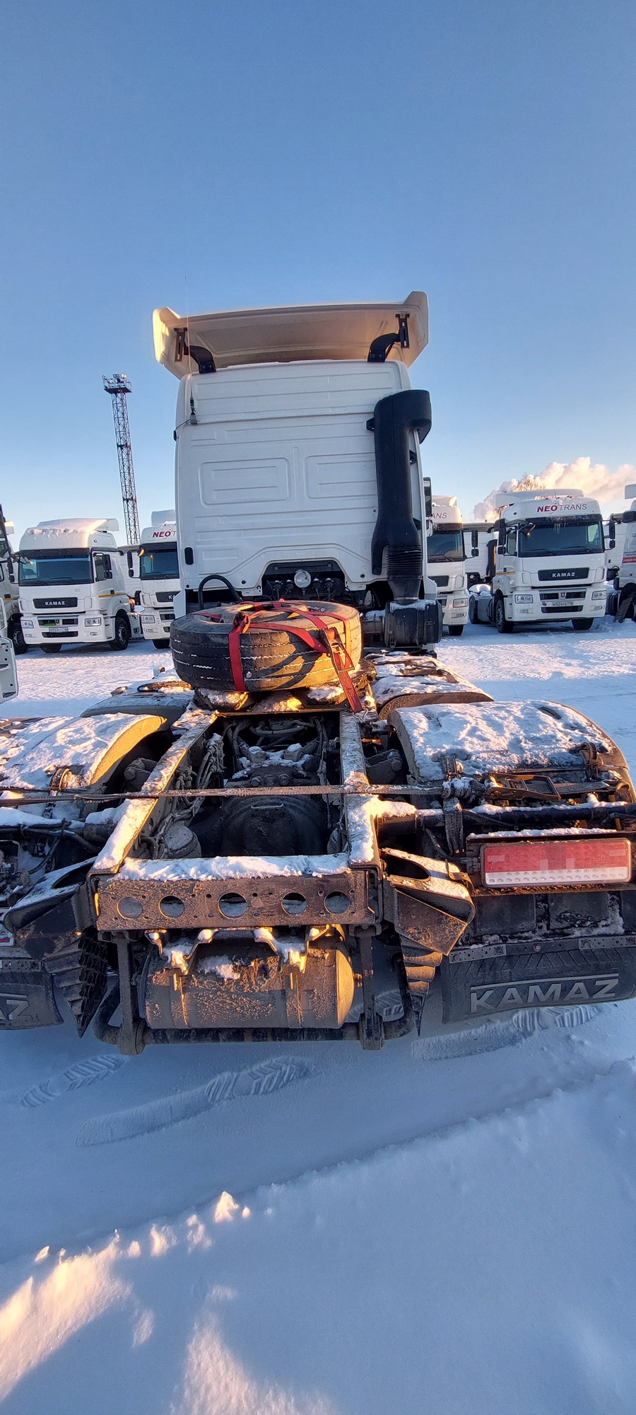 Седельный тягач КАМАЗ 5490-801-DC (газодизель) 2021 г. - фото 16