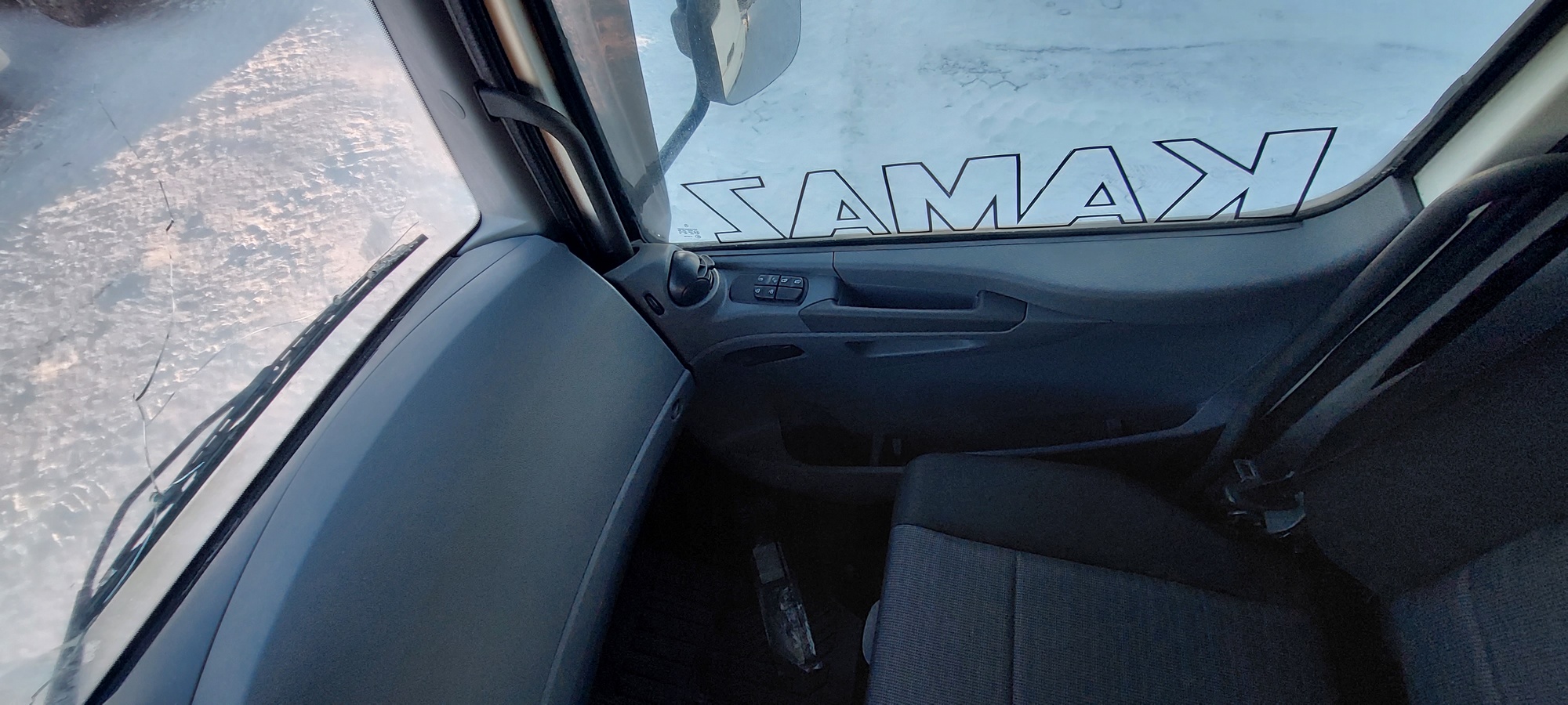 Седельный тягач КАМАЗ 5490-801-DC (газодизель) 2021 г. - фото 34